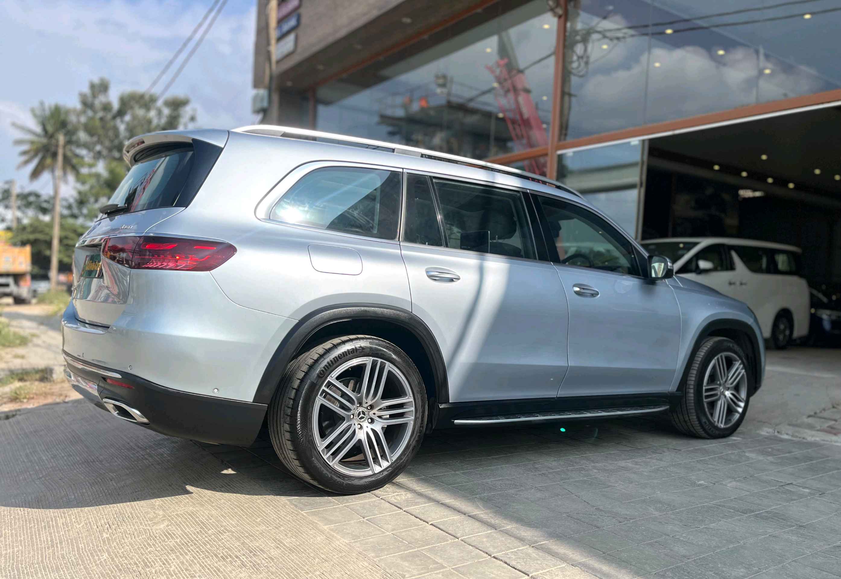 Mercedes Benz Gls photo 9
