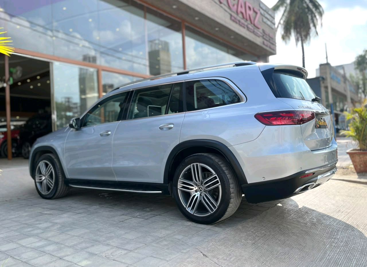 Mercedes Benz Gls photo 13