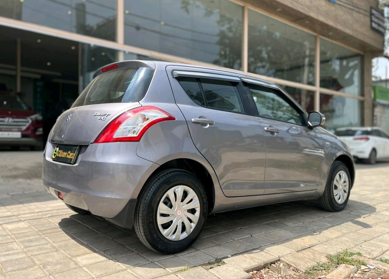 Maruti Suzuki Swift photo 4