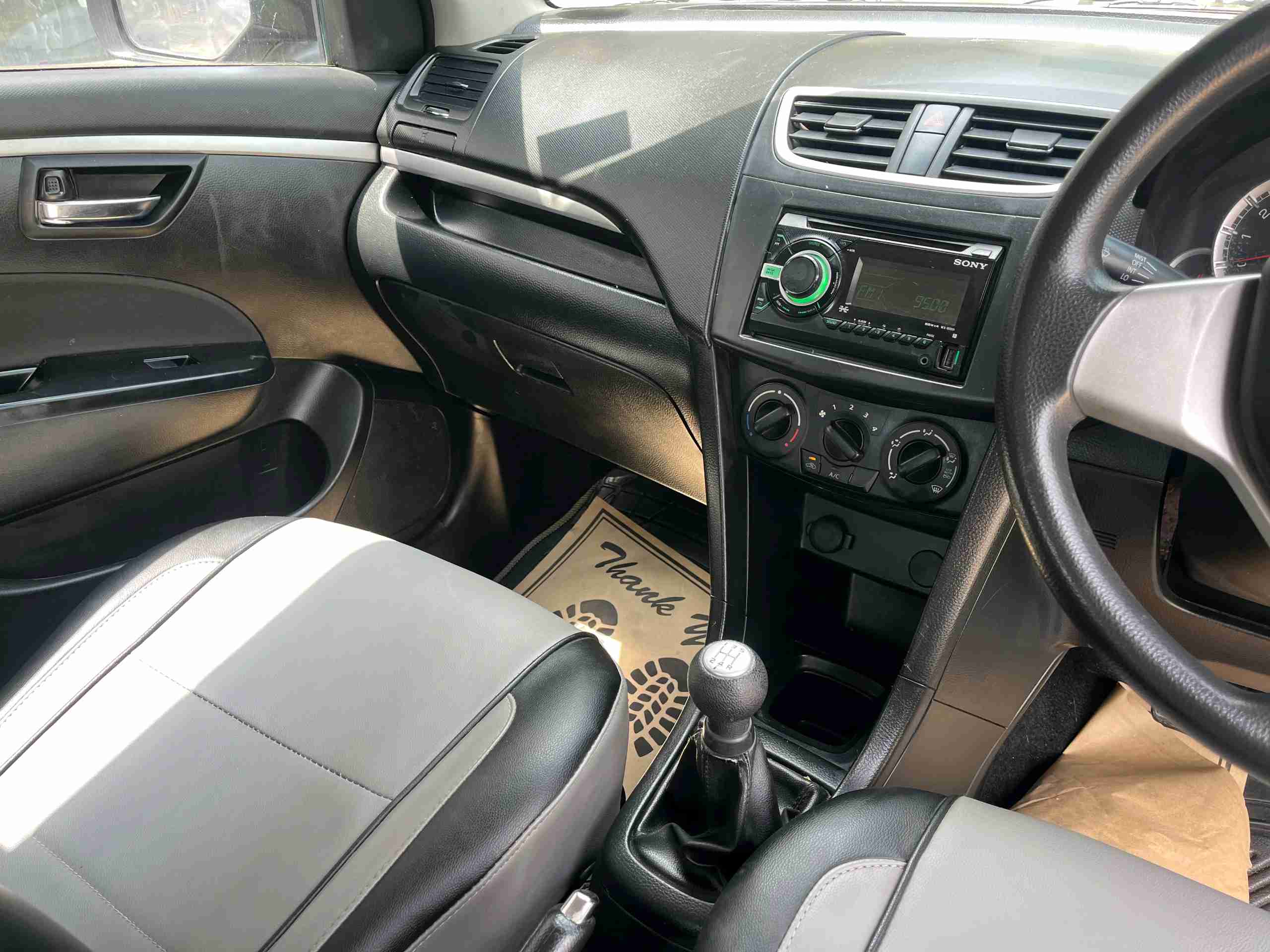 Maruti Suzuki Swift photo 7