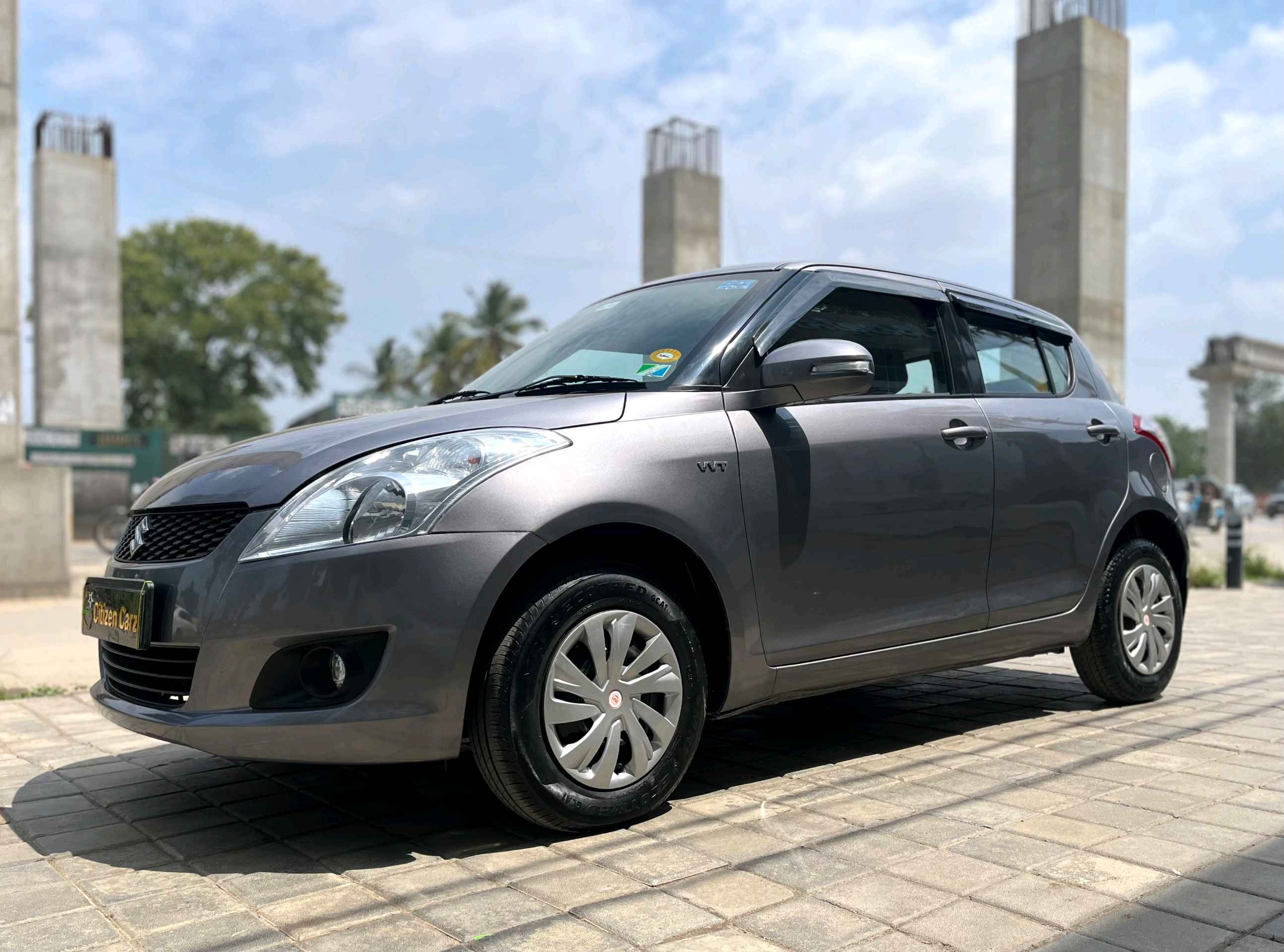 Maruti Suzuki Swift photo 15