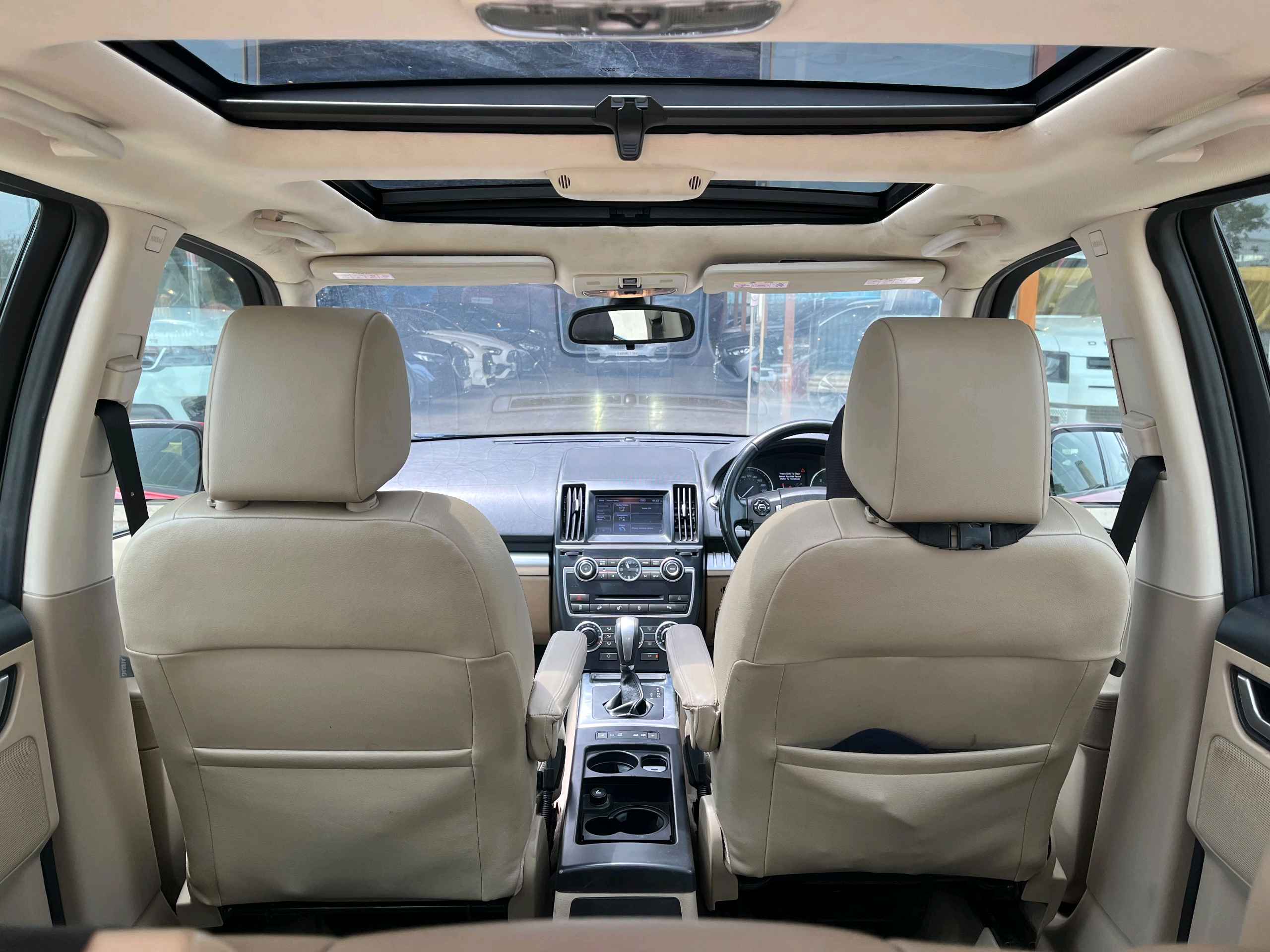 Land Rover Freelander 2 photo 3