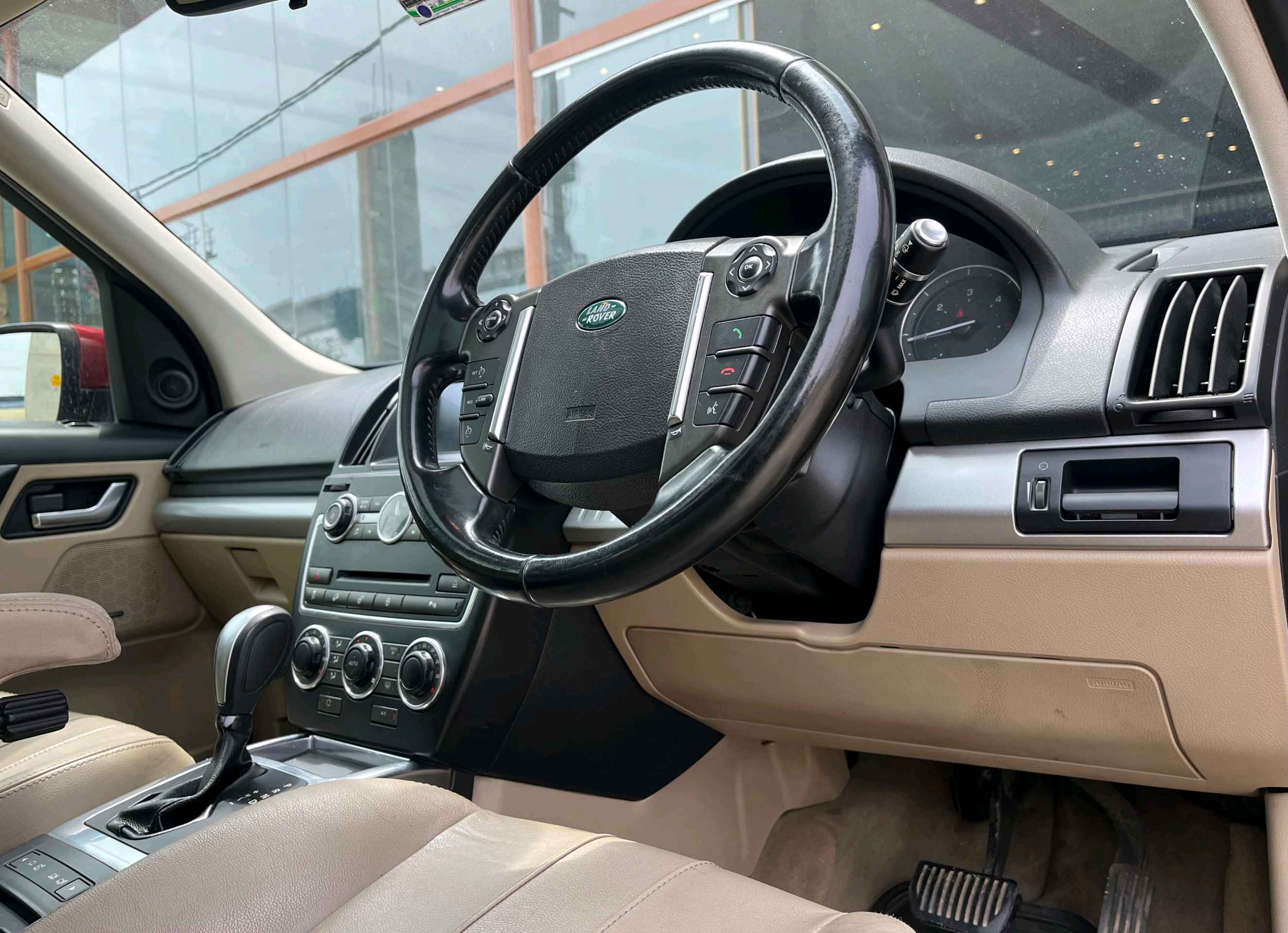 Land Rover Freelander 2 photo 5