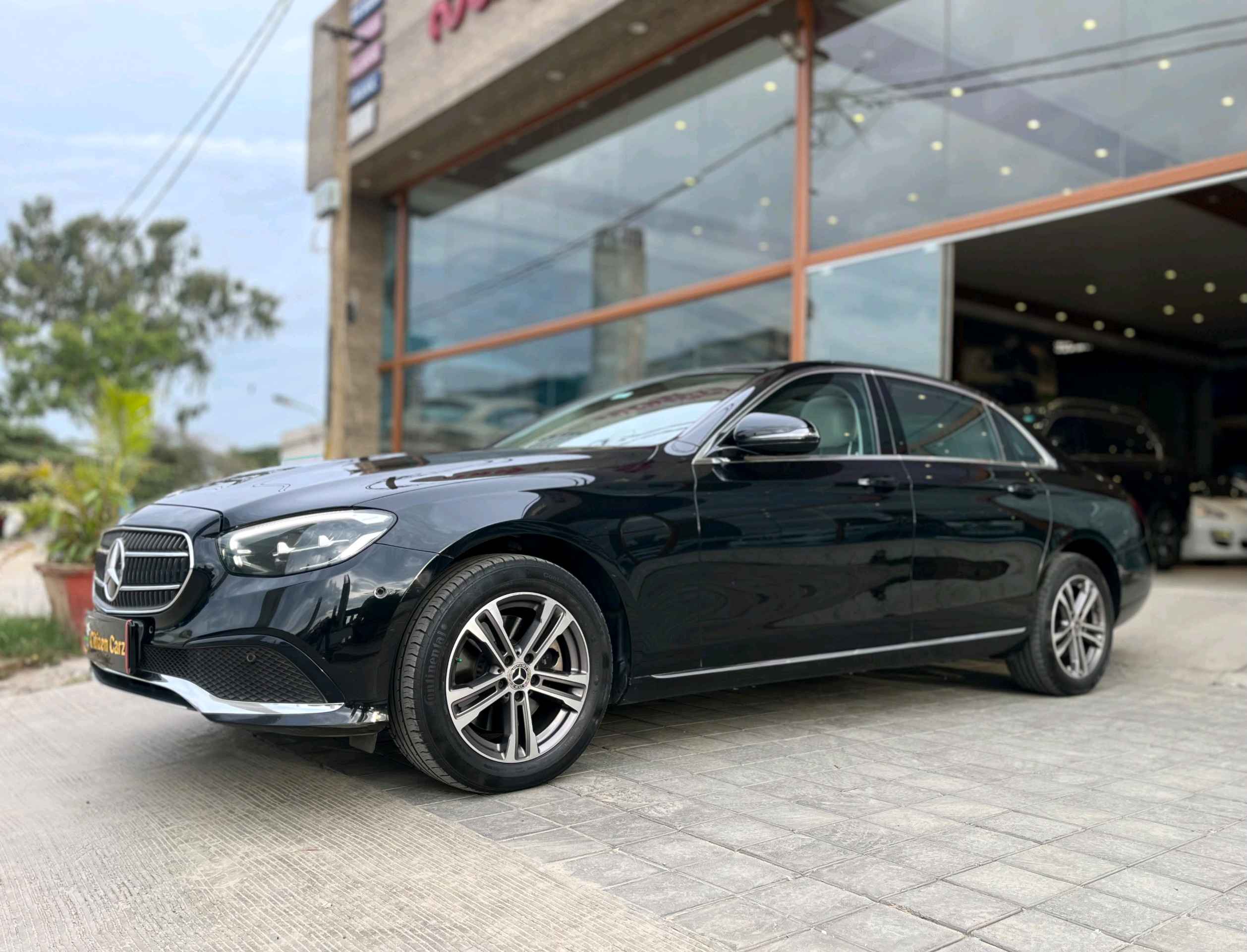 Mercedes Benz E Class photo 15