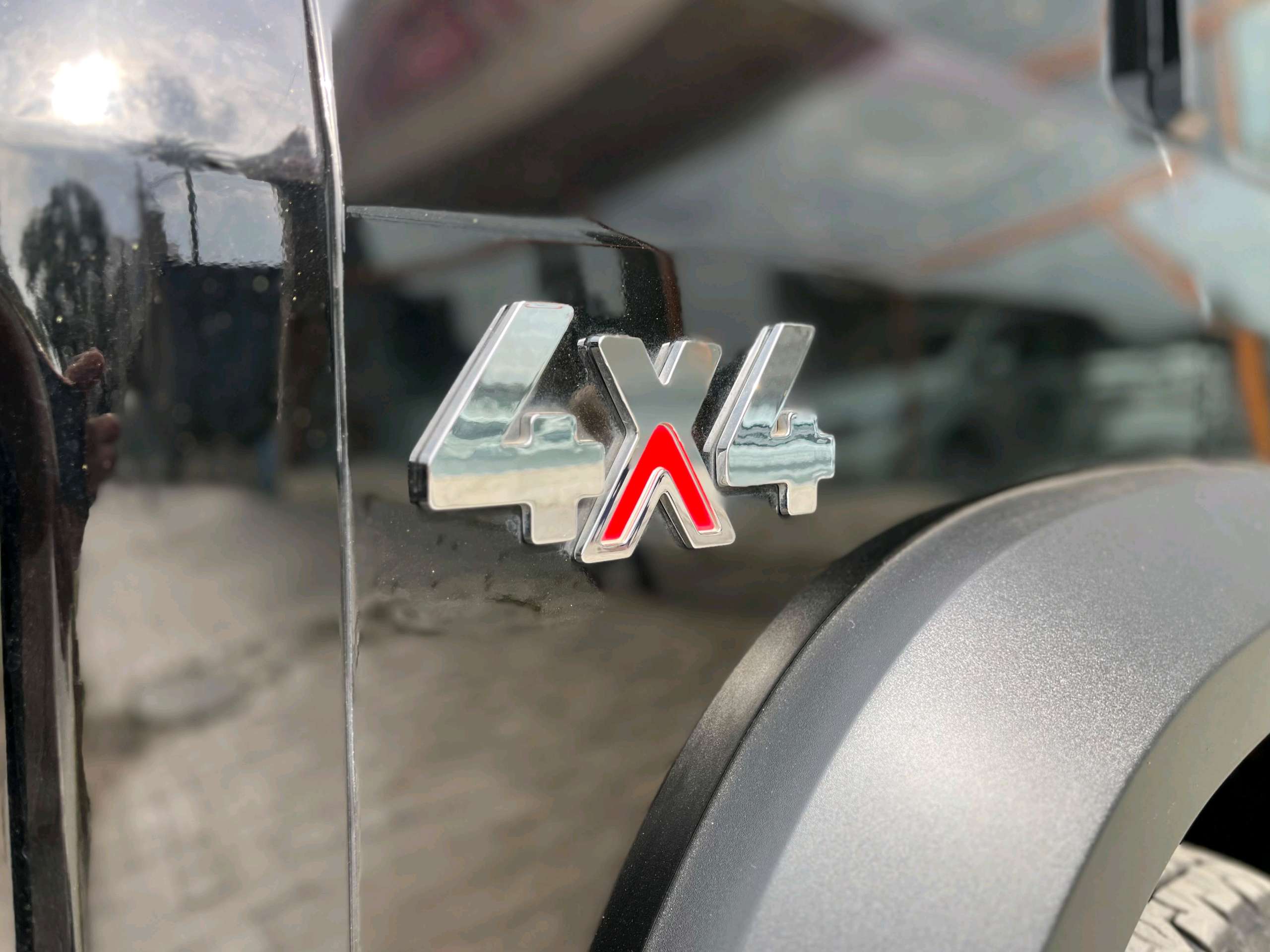 Mahindra Thar Roxx photo 7