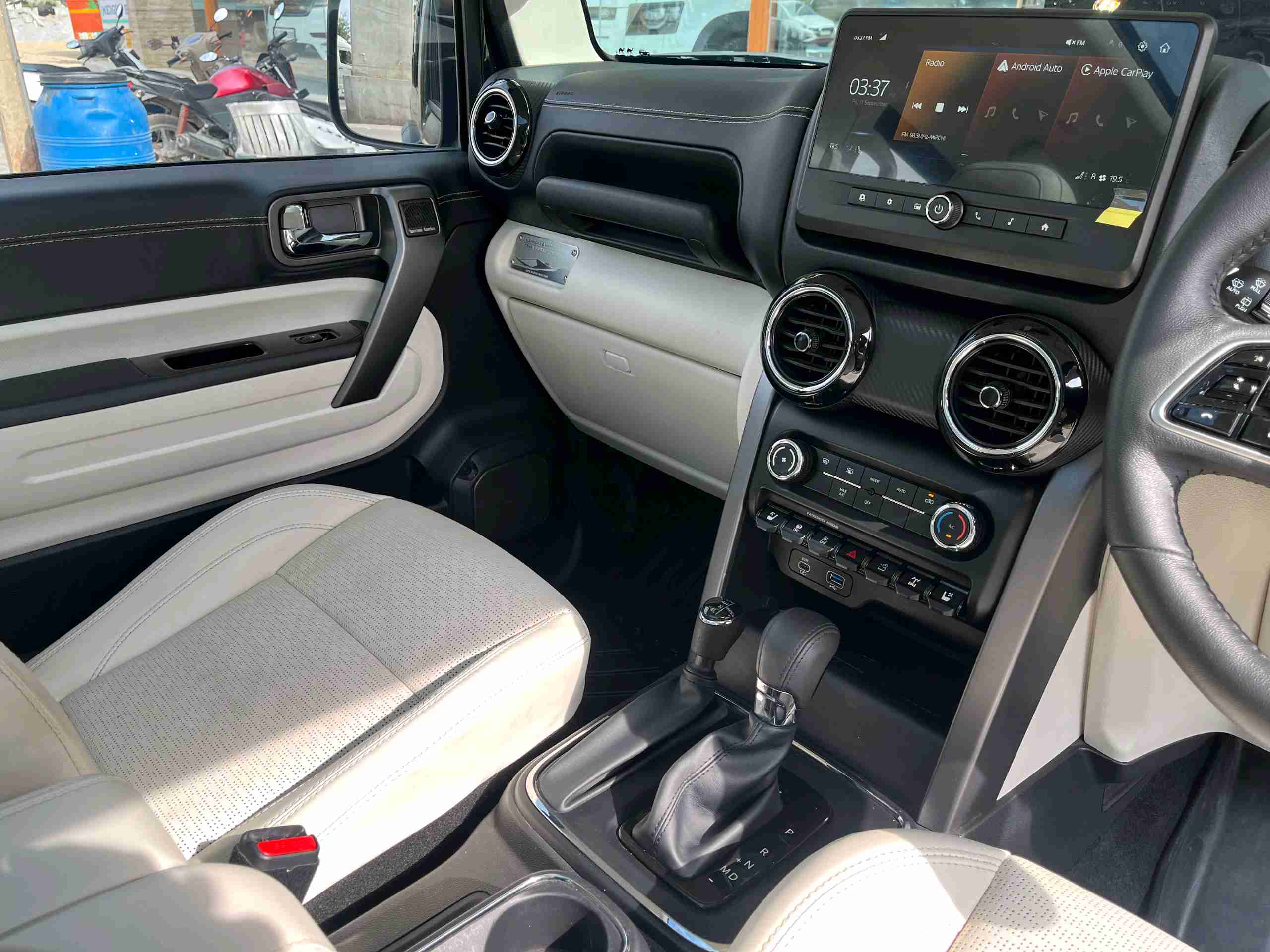 Mahindra Thar Roxx photo 12