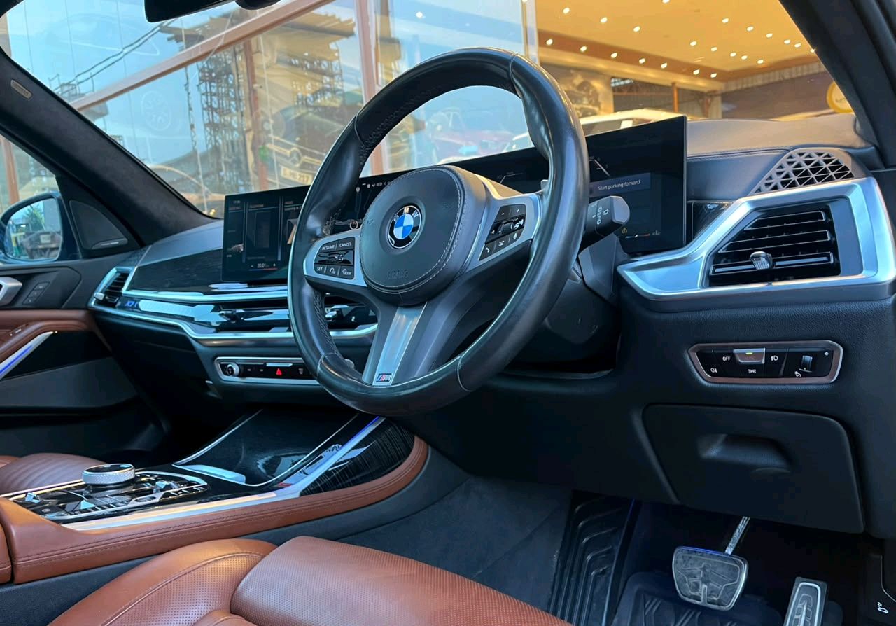 BMW X7 Lci photo 13
