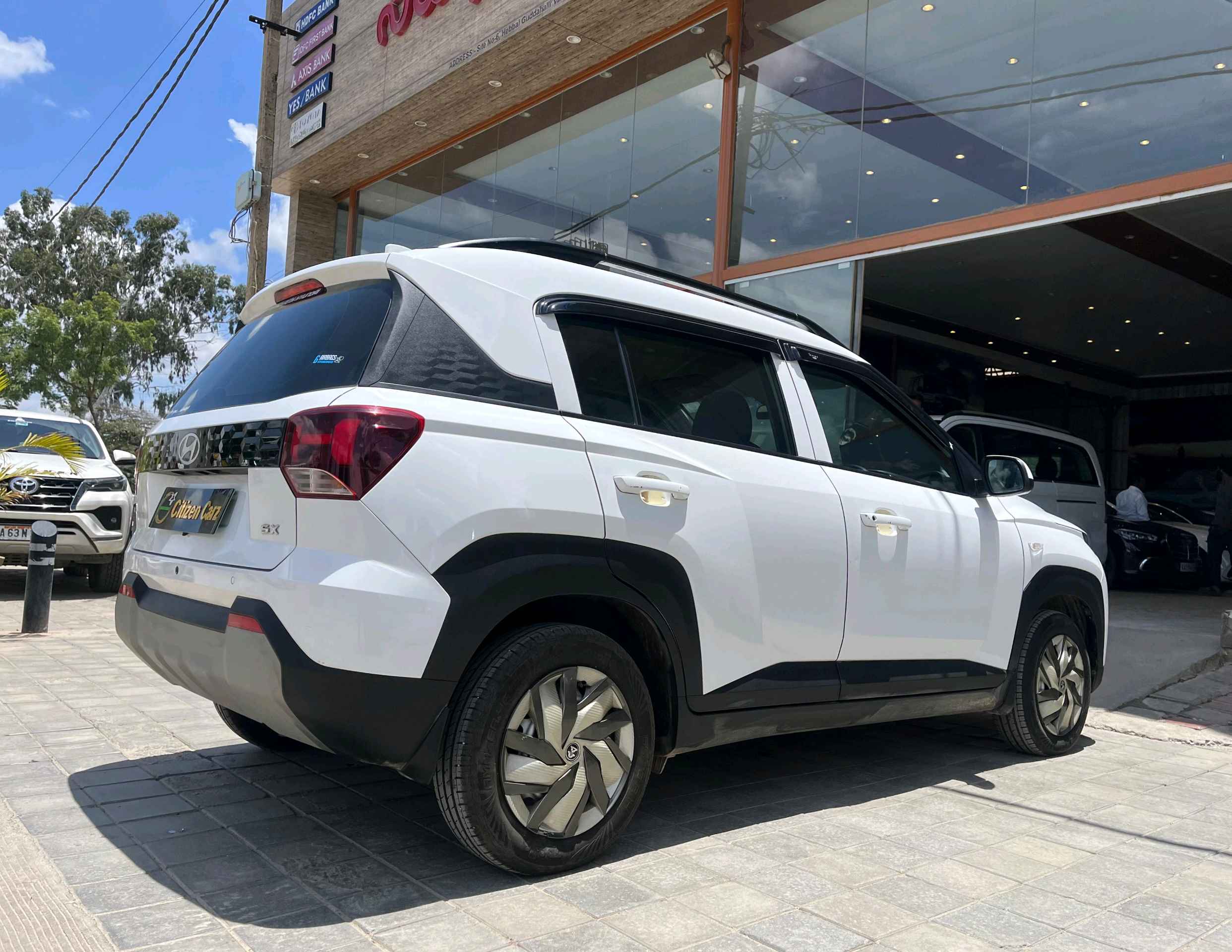 Hyundai Exter photo 10