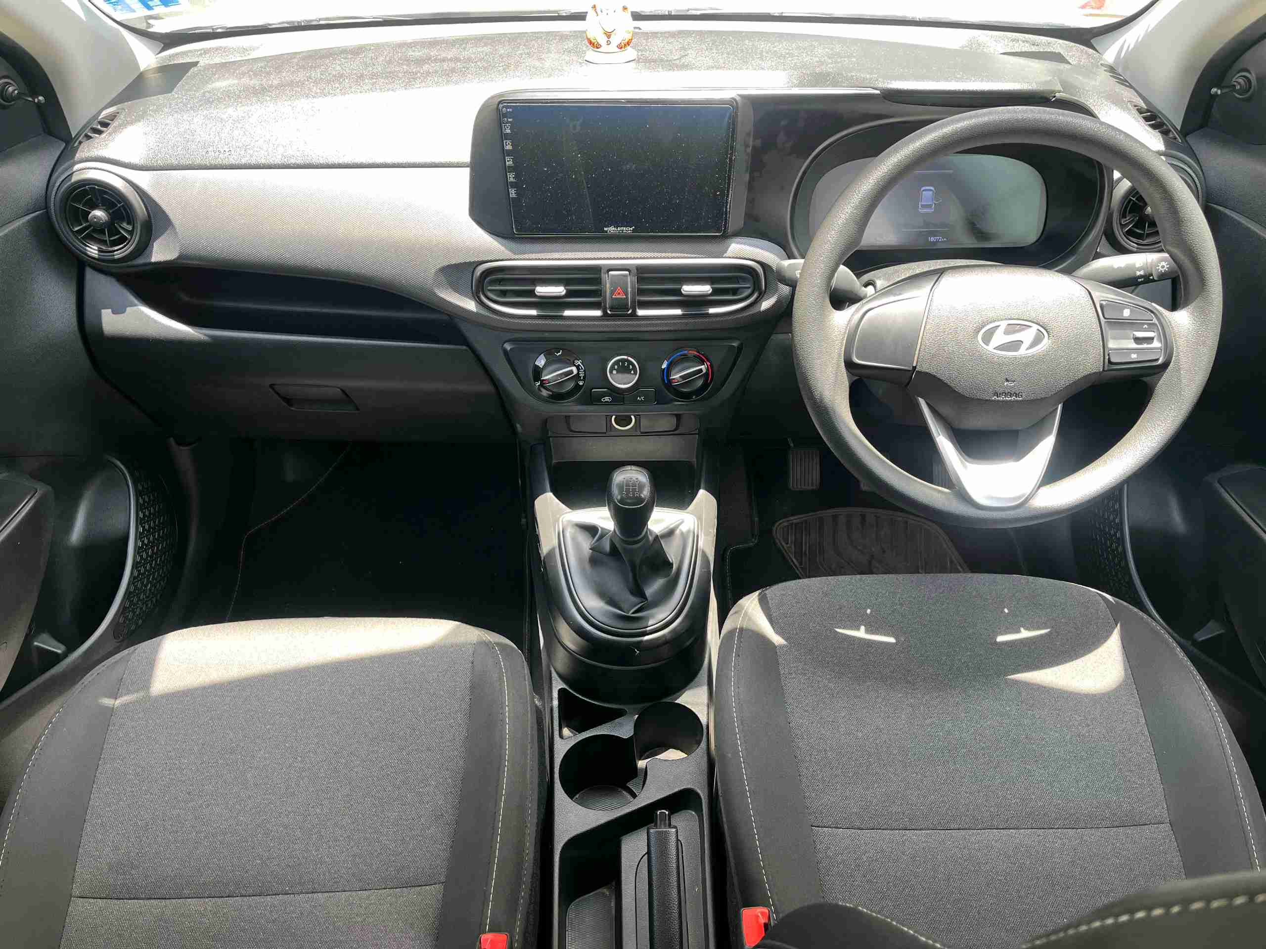 Hyundai Exter photo 13