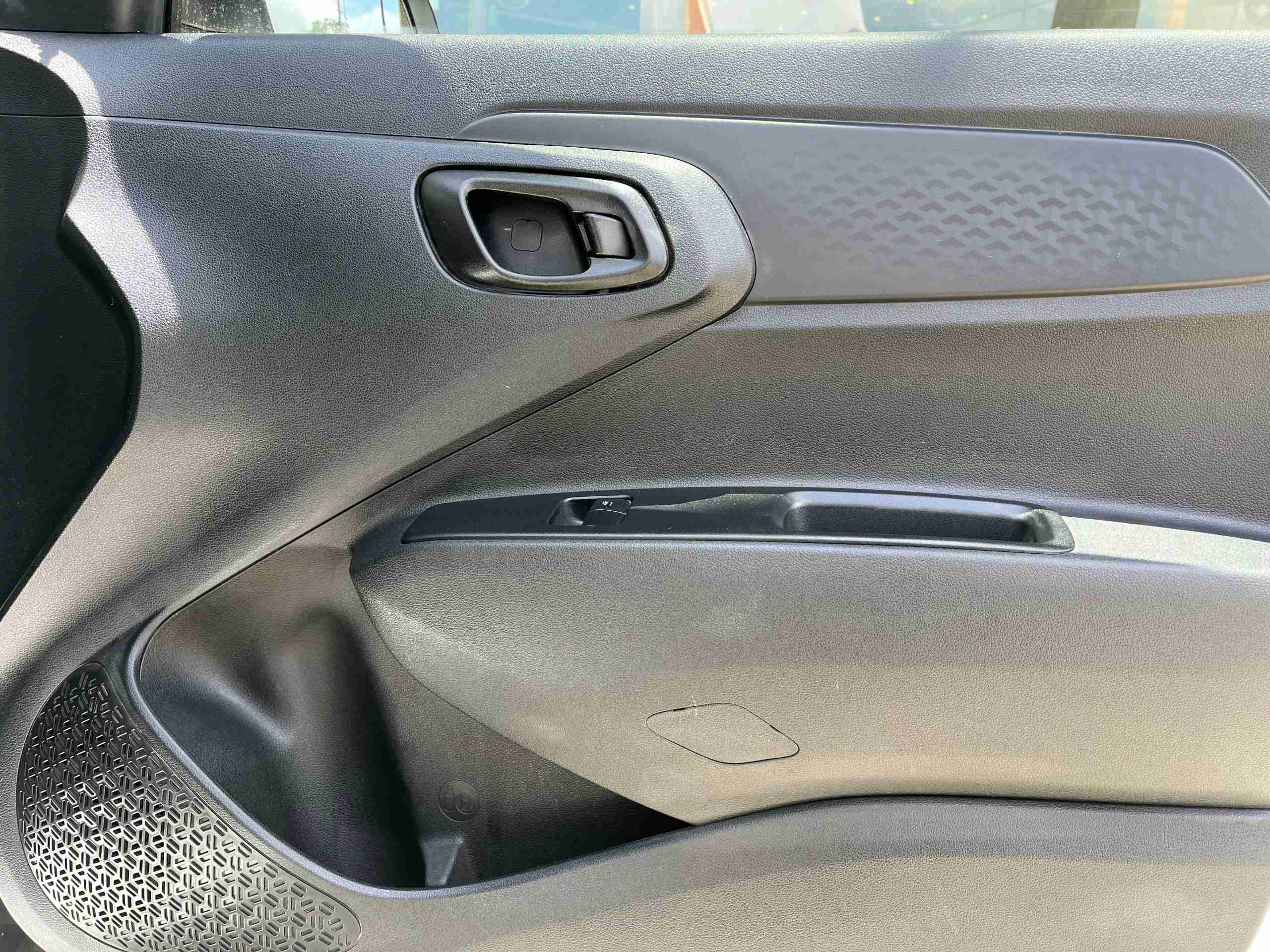 Hyundai Exter photo 14