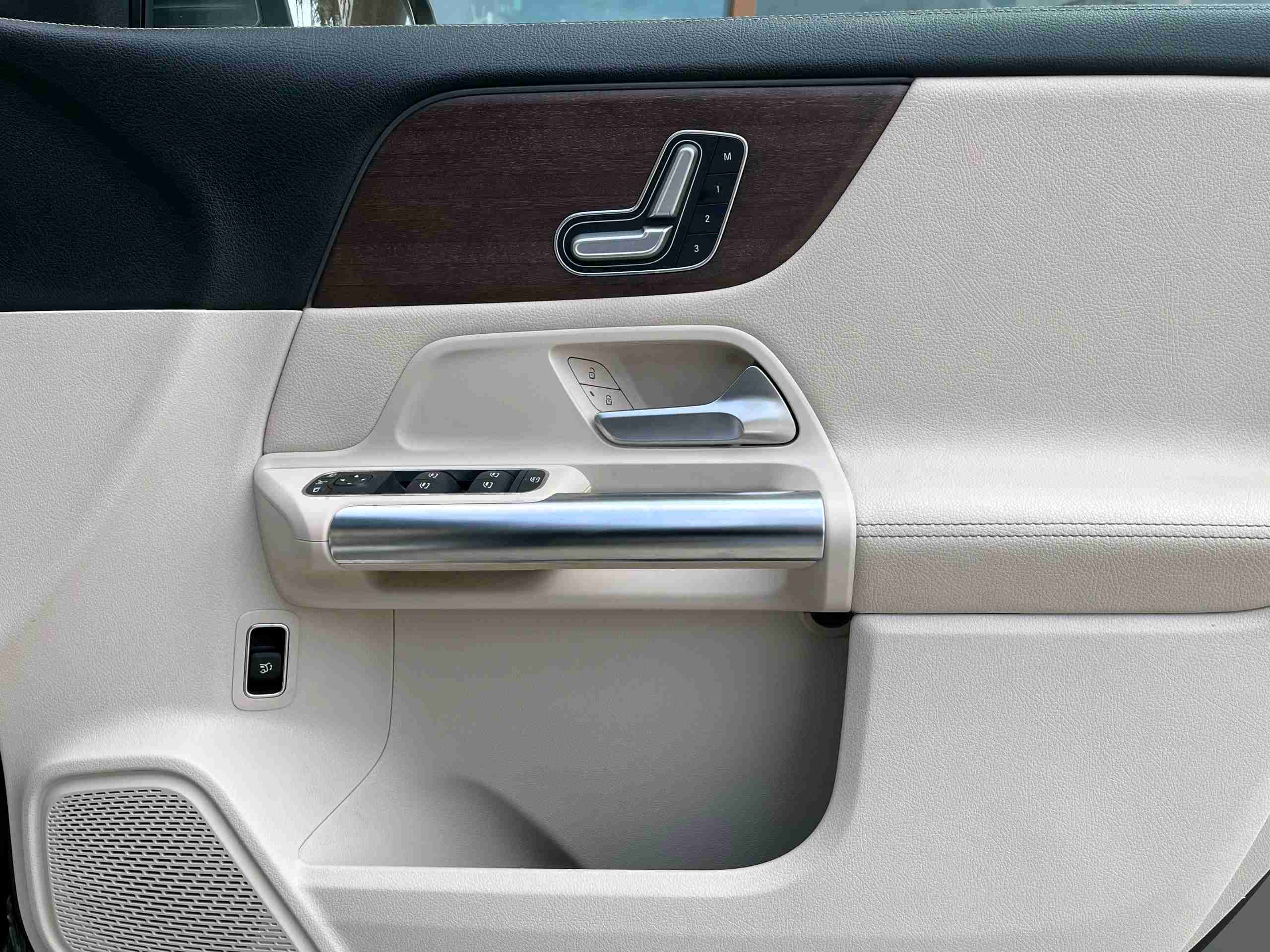 Mercedes Benz Gla photo 4