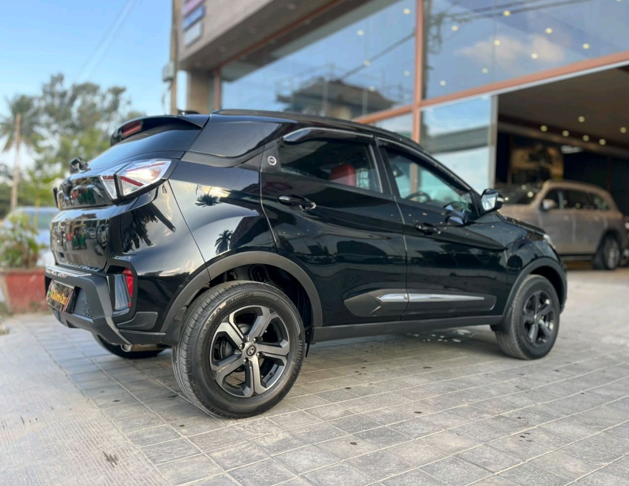 Tata Nexon photo 4
