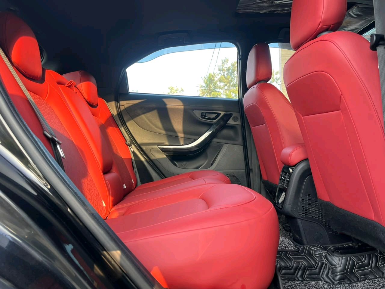 Tata Nexon photo 9
