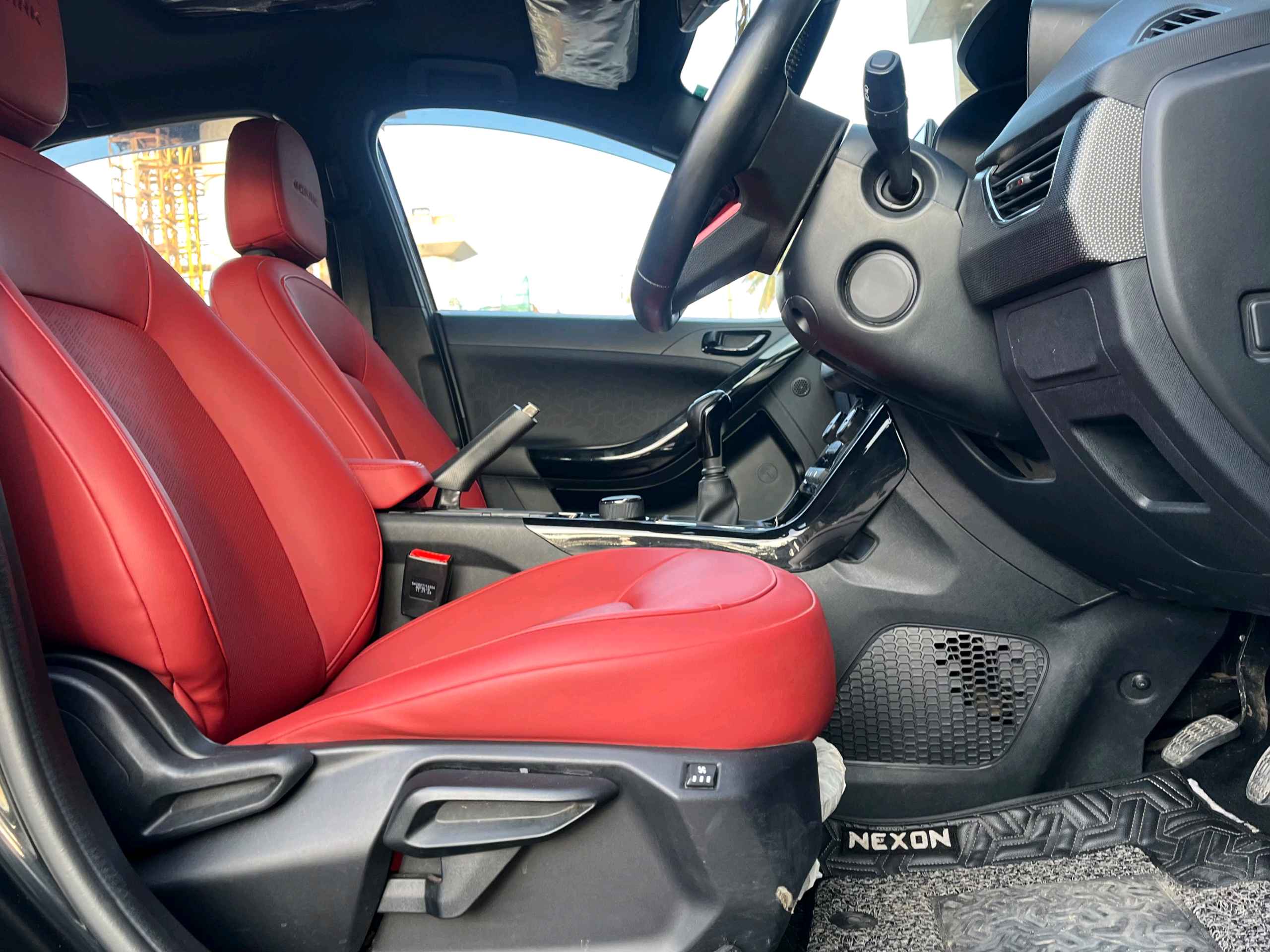 Tata Nexon photo 14