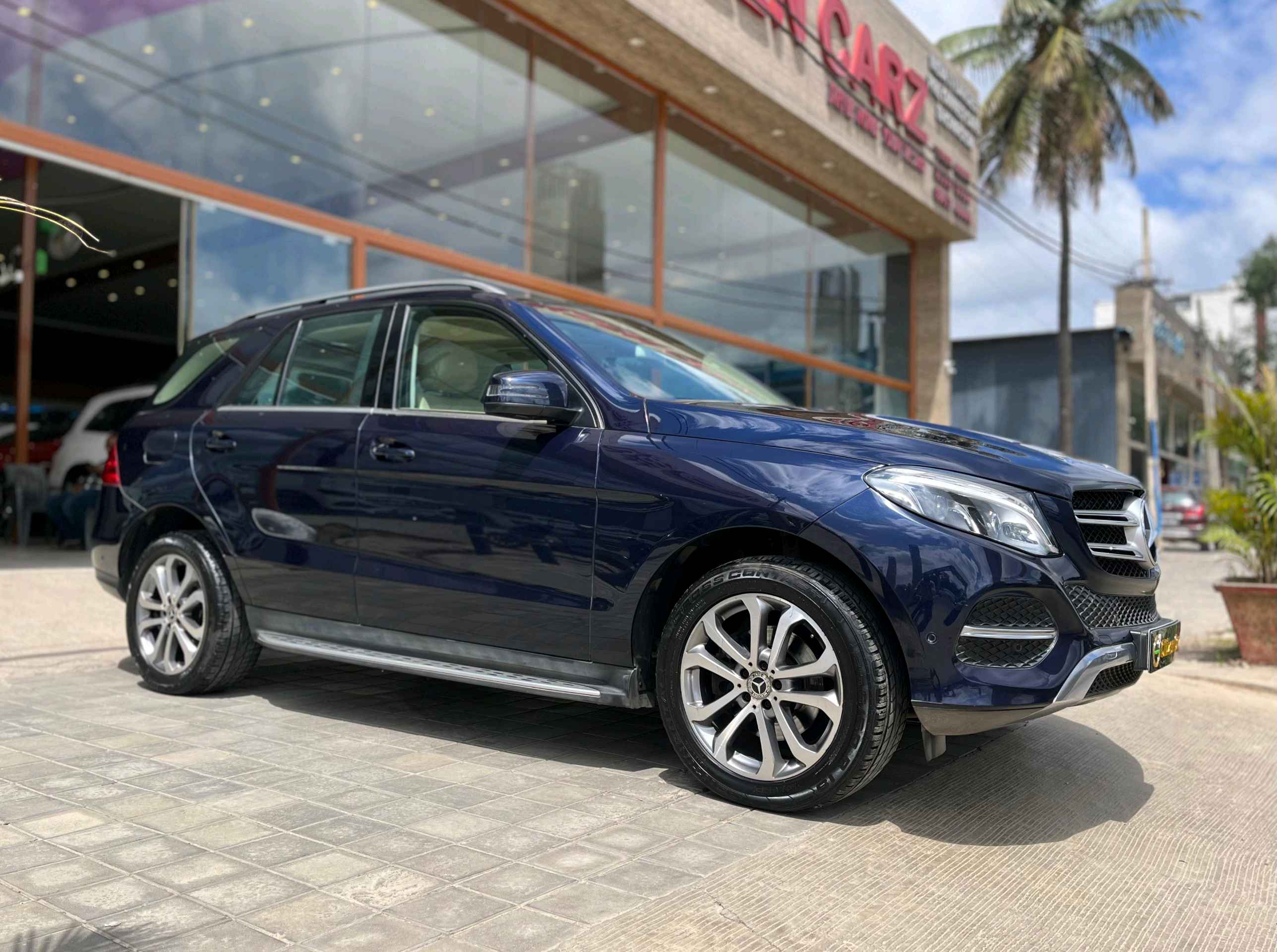 Mercedes Benz Gle photo 12