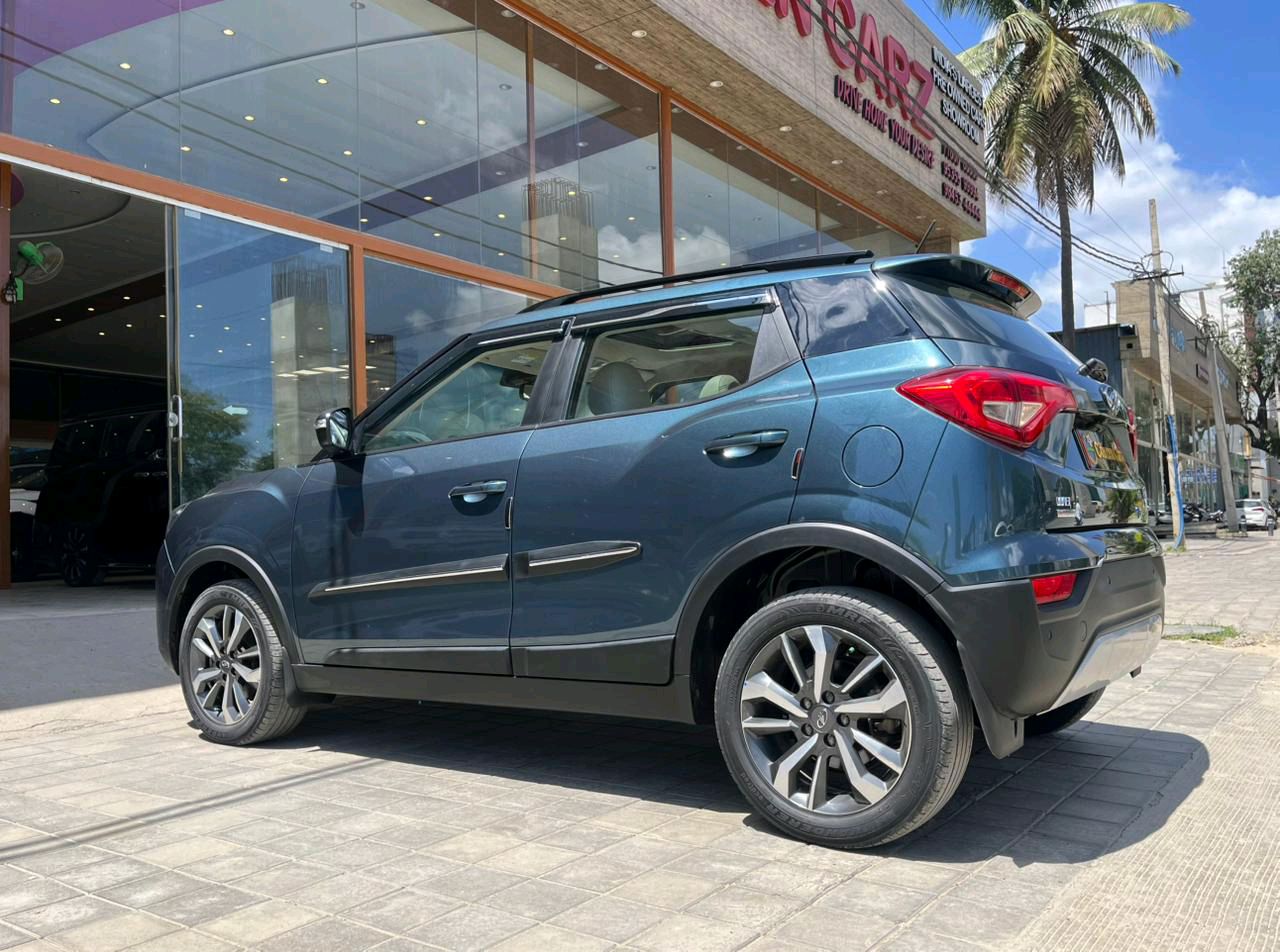Mahindra Xuv300 photo 2