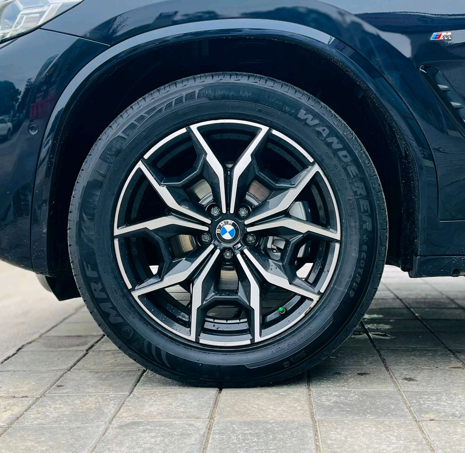 BMW X3 photo 8