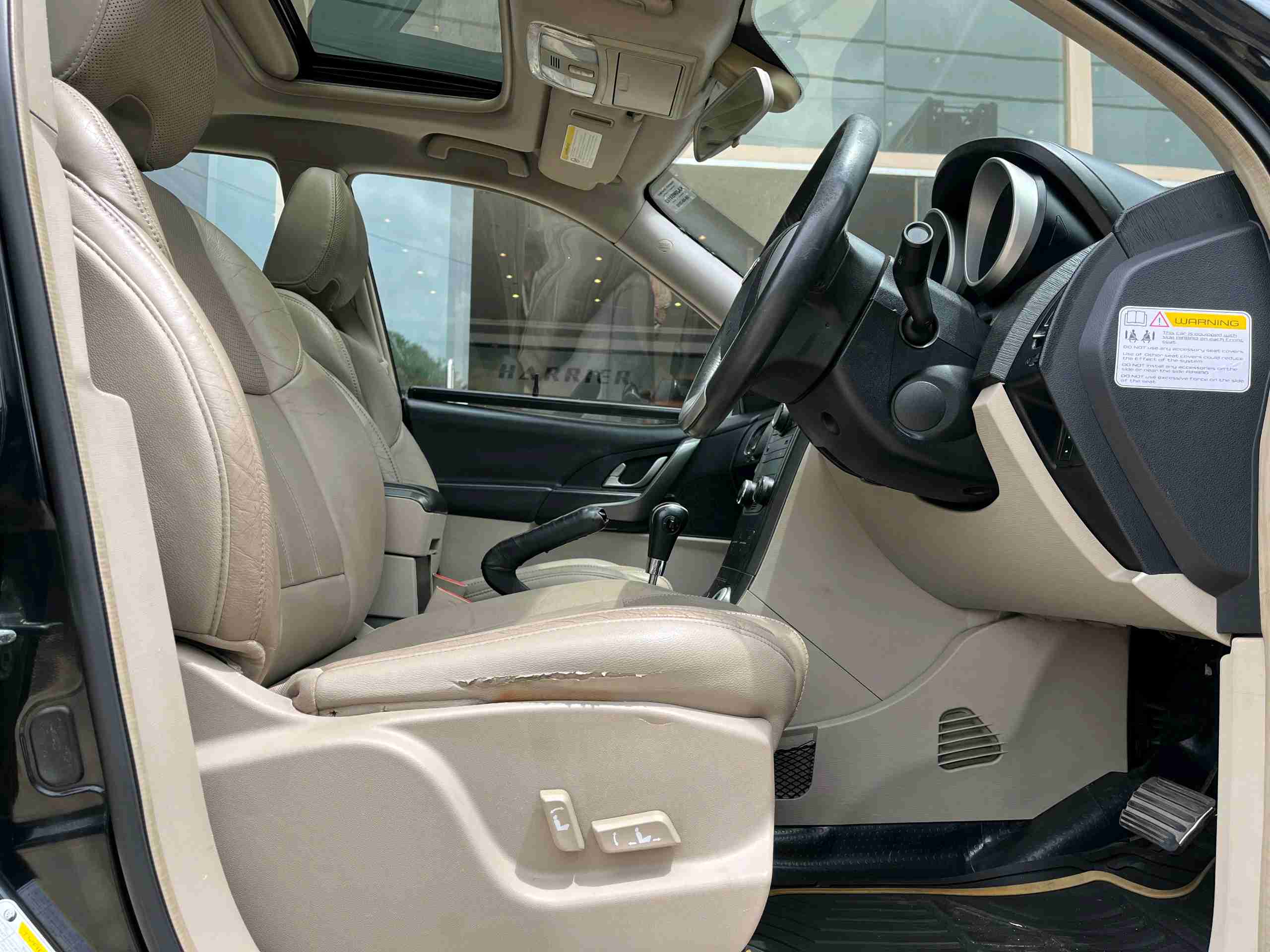Mahindra Xuv 500 photo 2