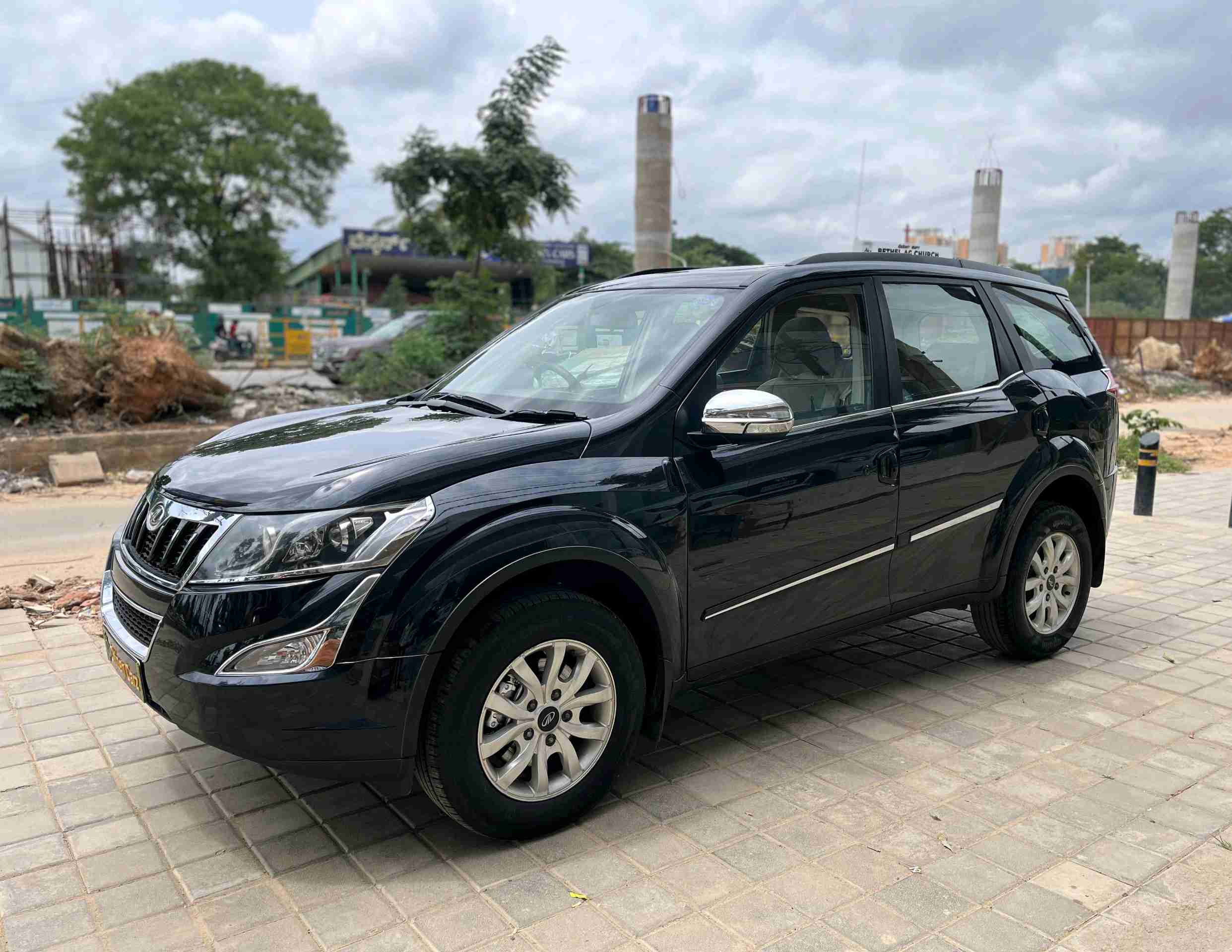Mahindra Xuv 500 photo 3