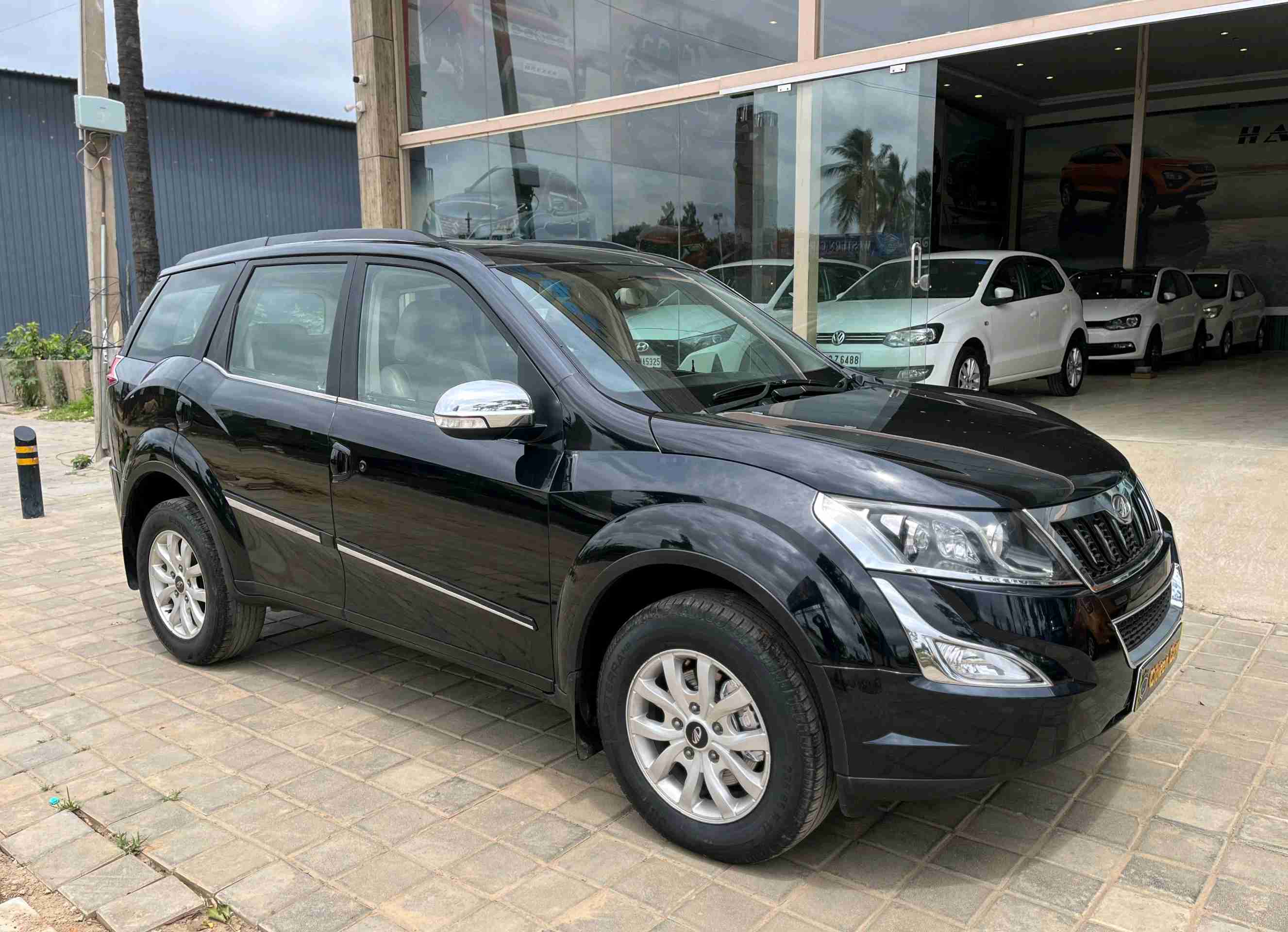 Mahindra Xuv 500 photo 5
