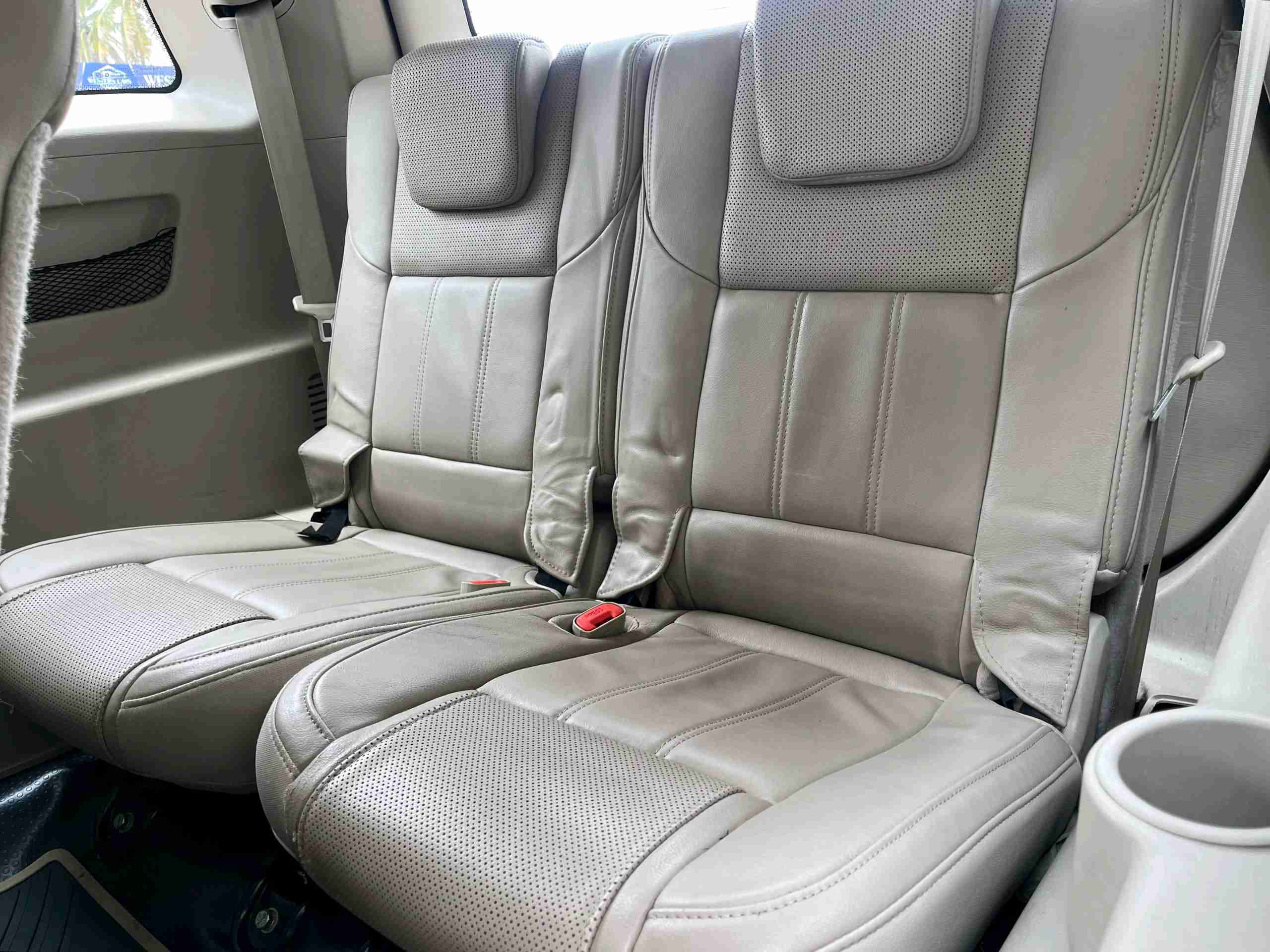 Mahindra Xuv 500 photo 13