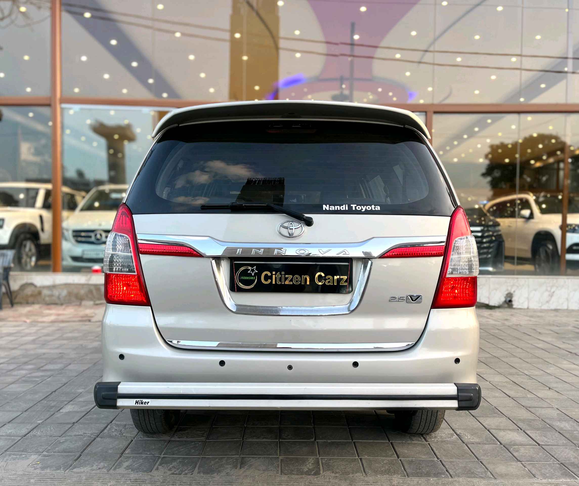 Toyota Innova photo 12