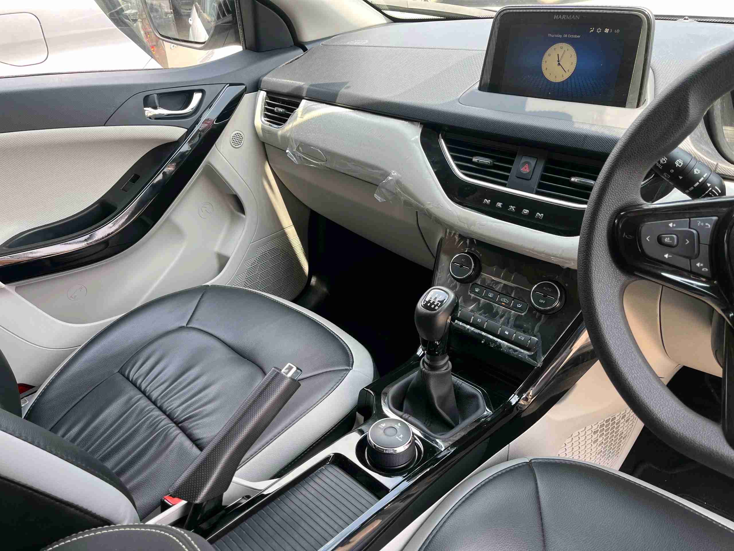 Tata Nexon photo 3