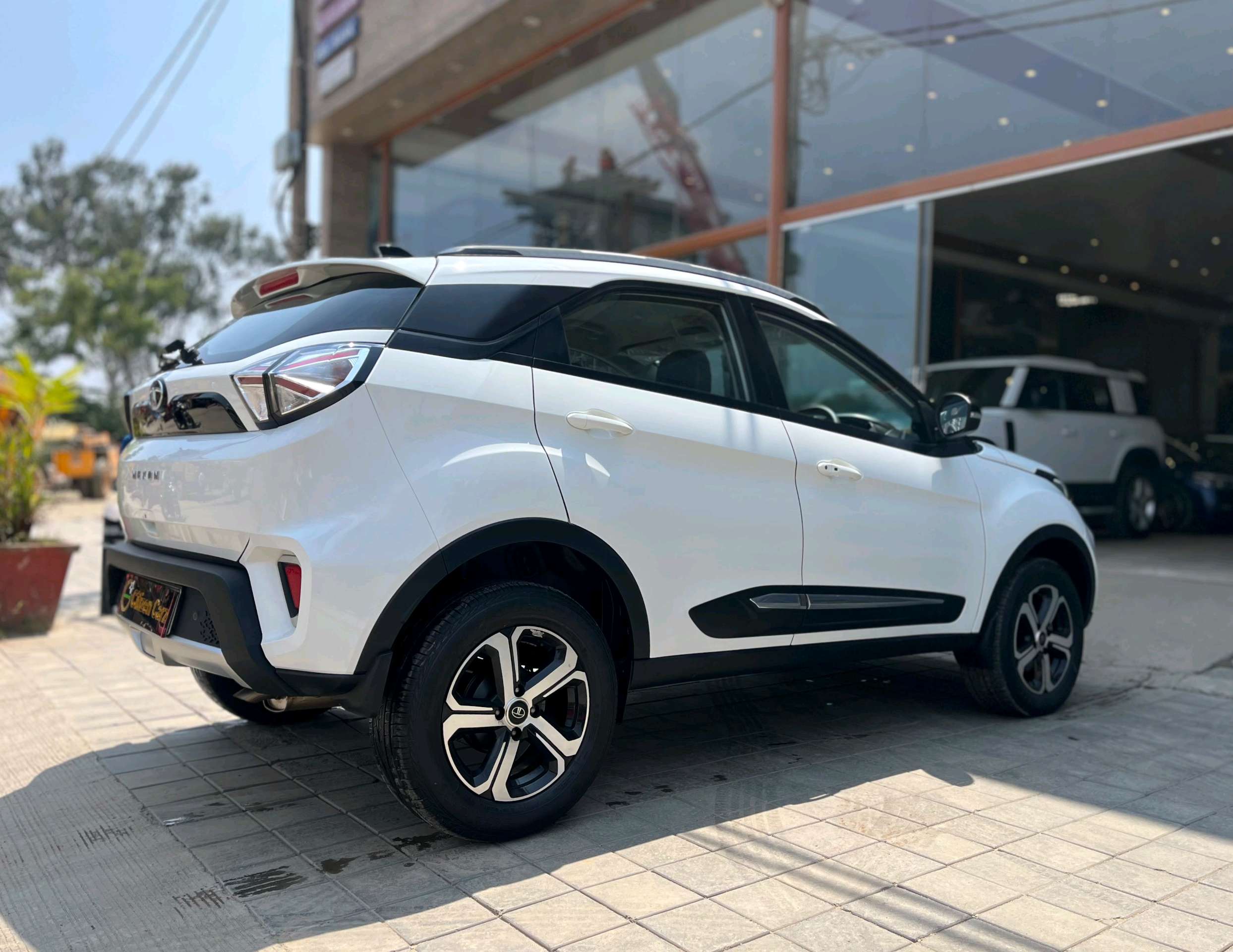 Tata Nexon photo 5