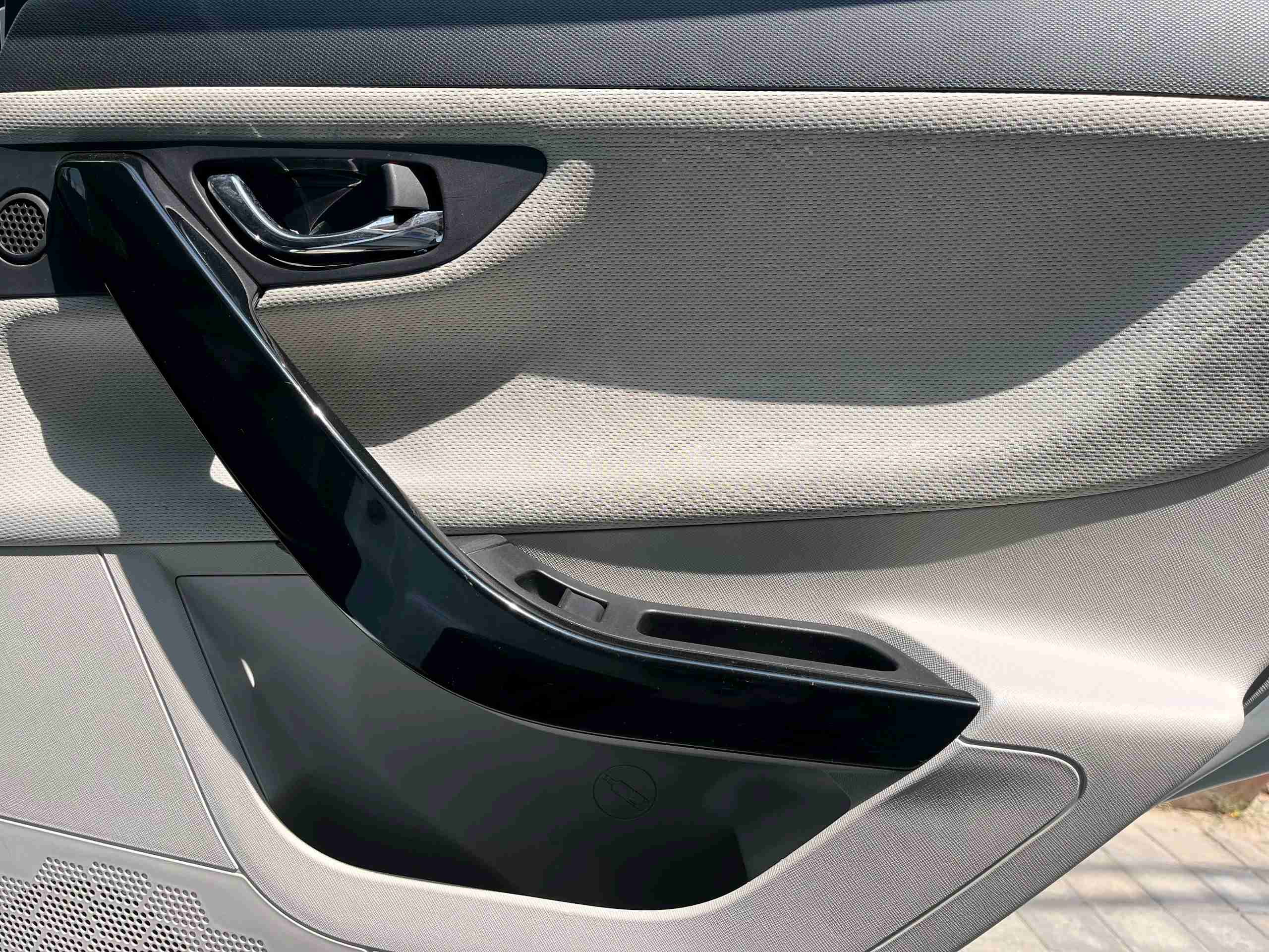 Tata Nexon photo 9