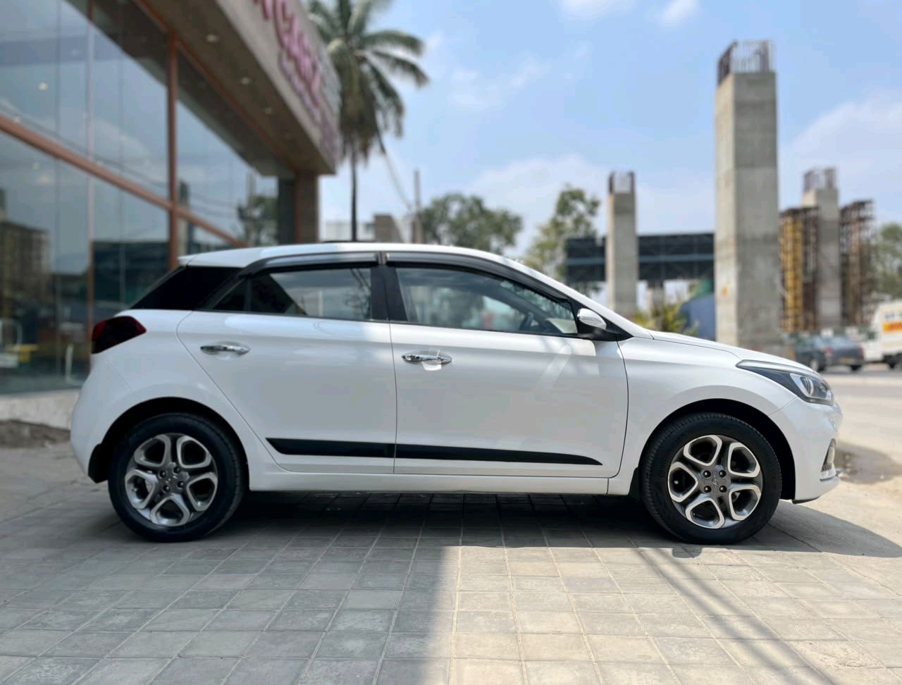 Hyundai I20 photo 2