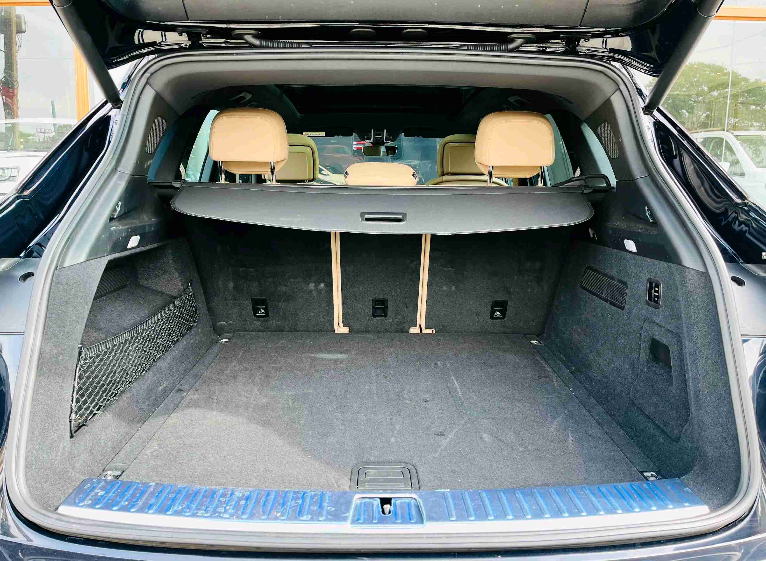 Porsche Cayenne photo 4
