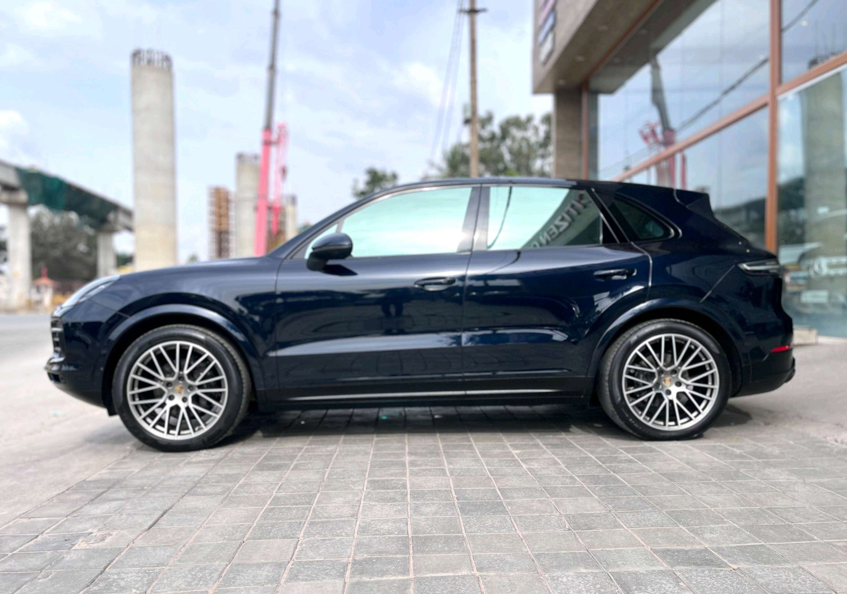 Porsche Cayenne photo 7