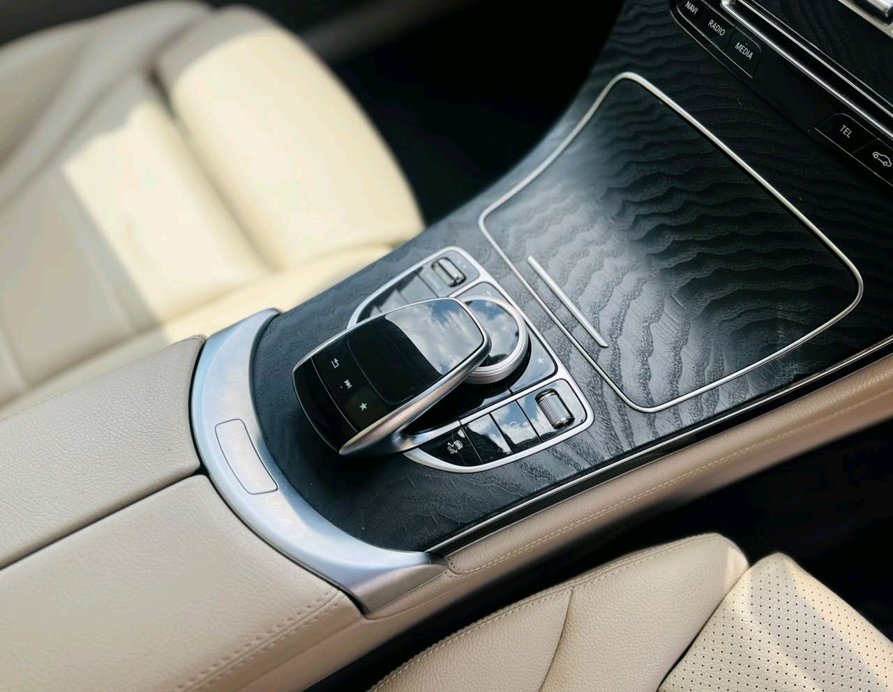 Mercedes Benz Glc 220d photo 4