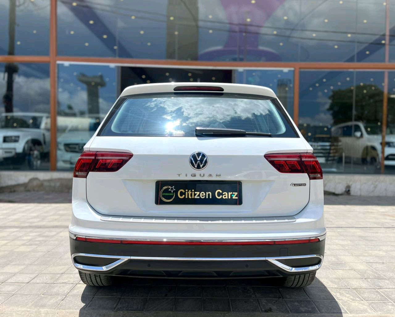 Volkswagen Tiguan photo 2