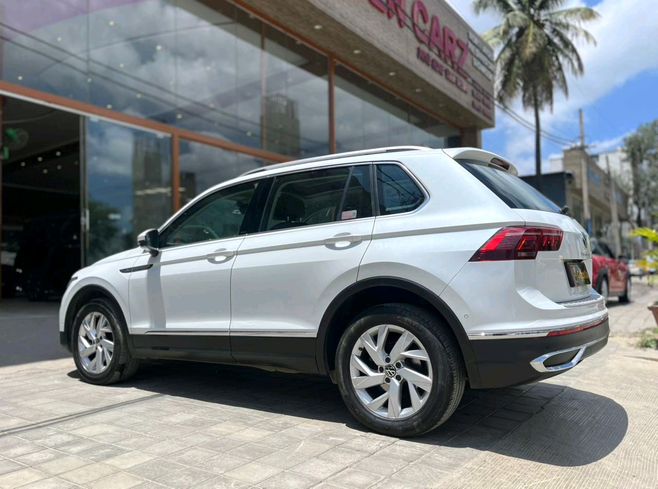 Volkswagen Tiguan photo 3