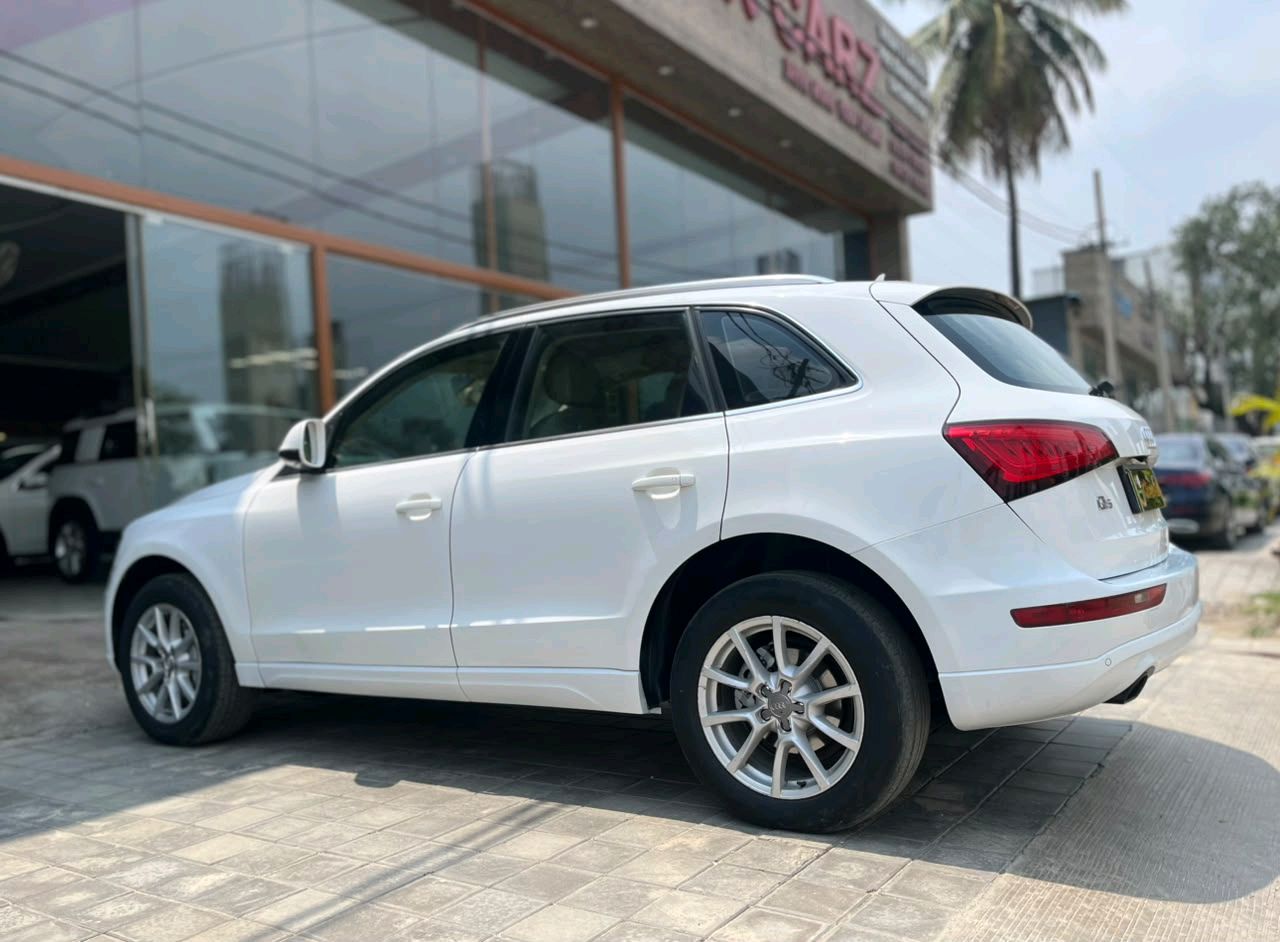 Audi Q5 photo 11