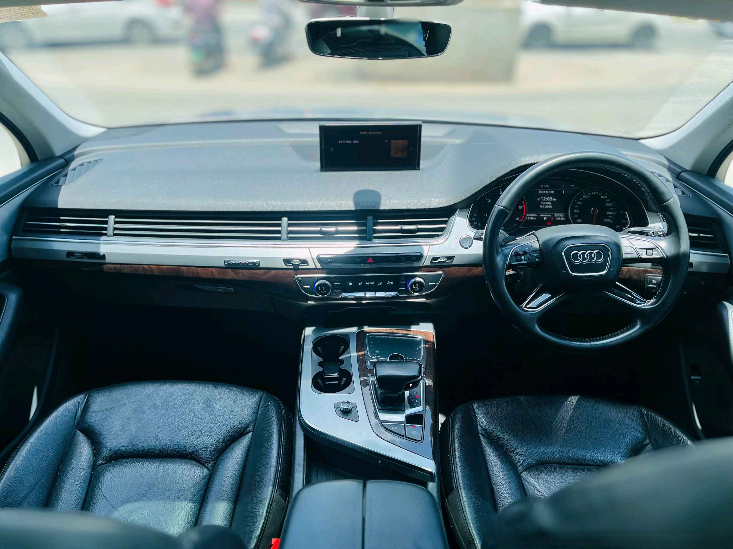 Audi Q7 45 Tdi Quattro photo 10