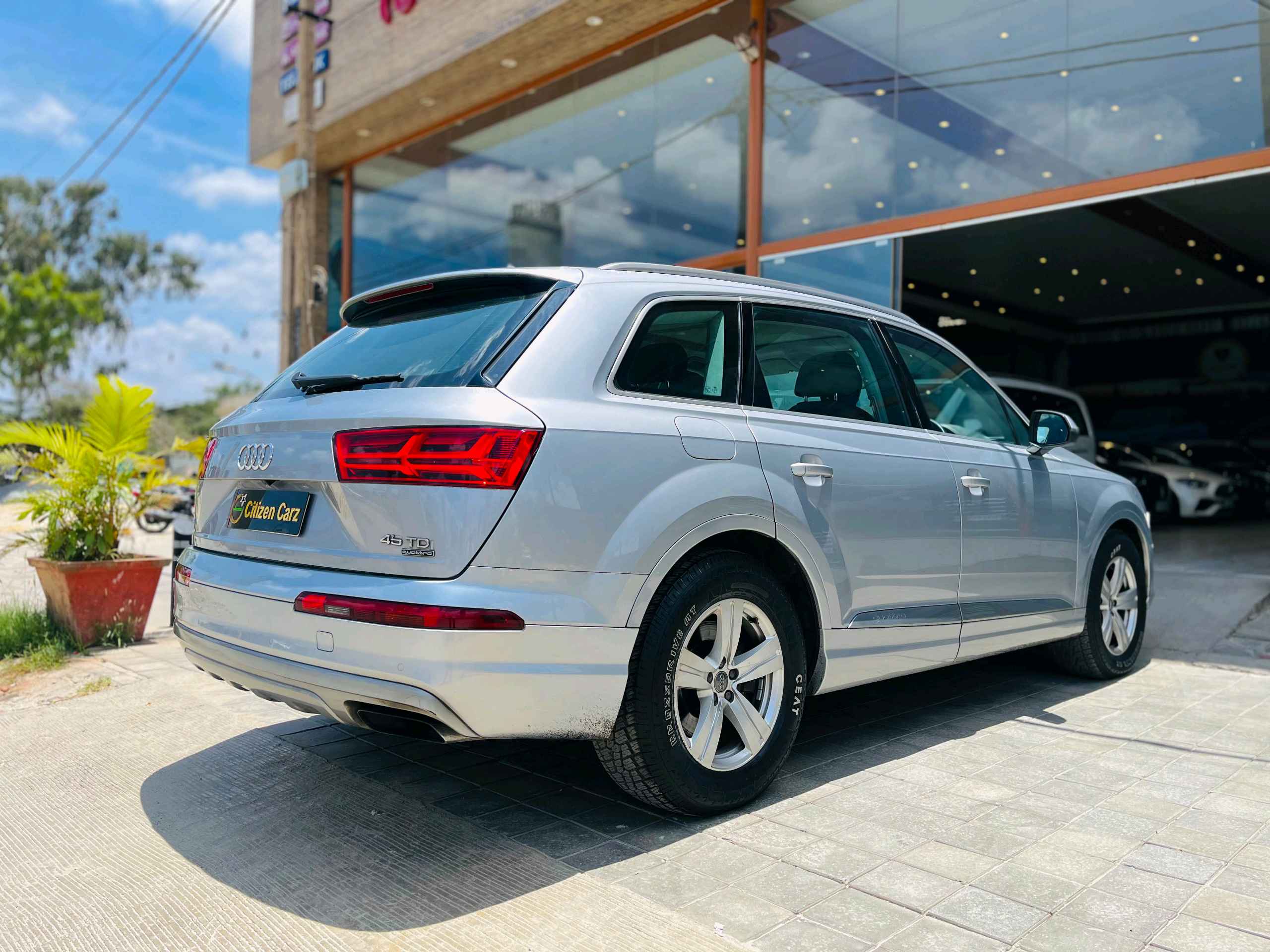 Audi Q7 45 Tdi Quattro photo 11