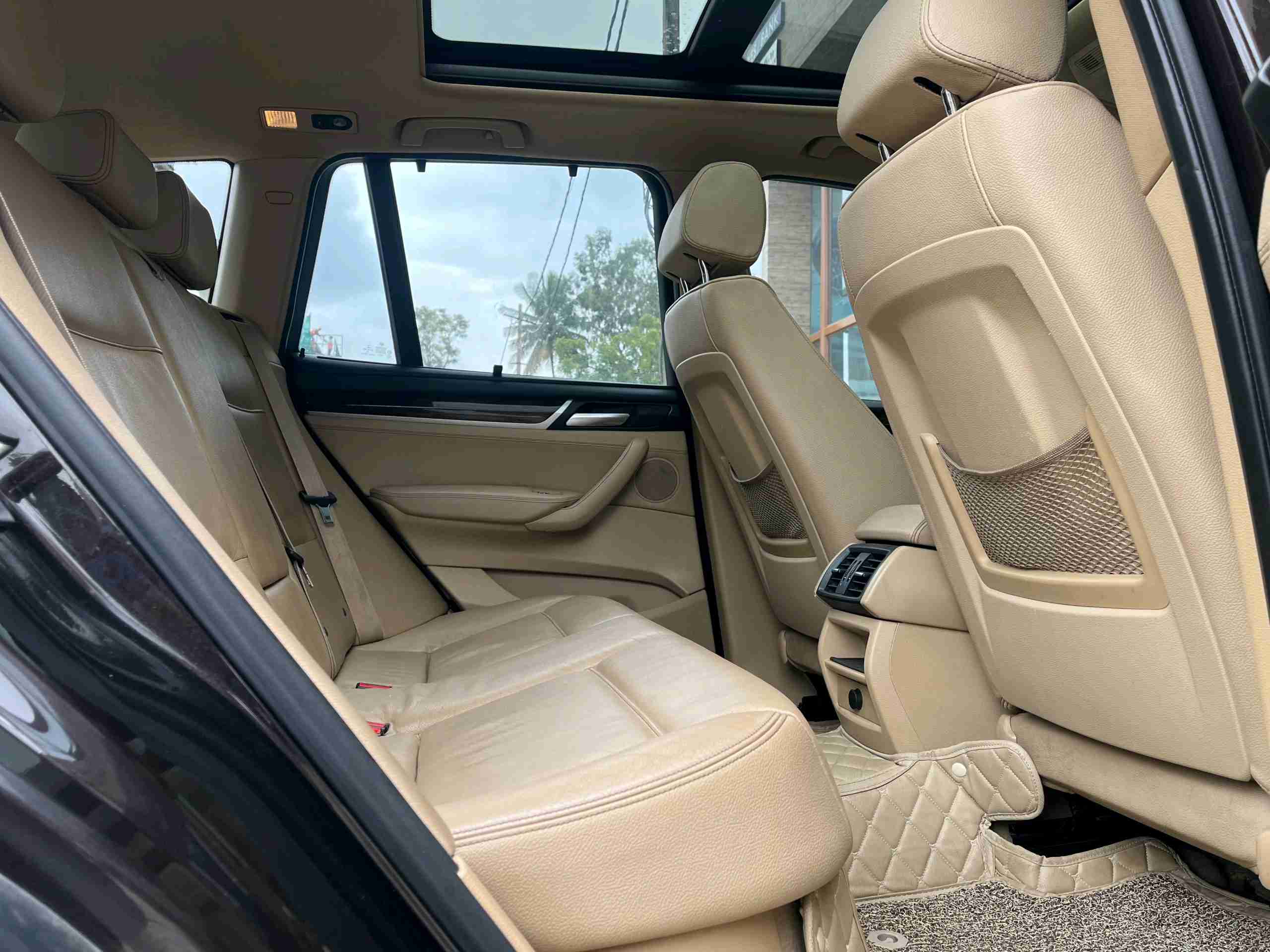 BMW X3 photo 8