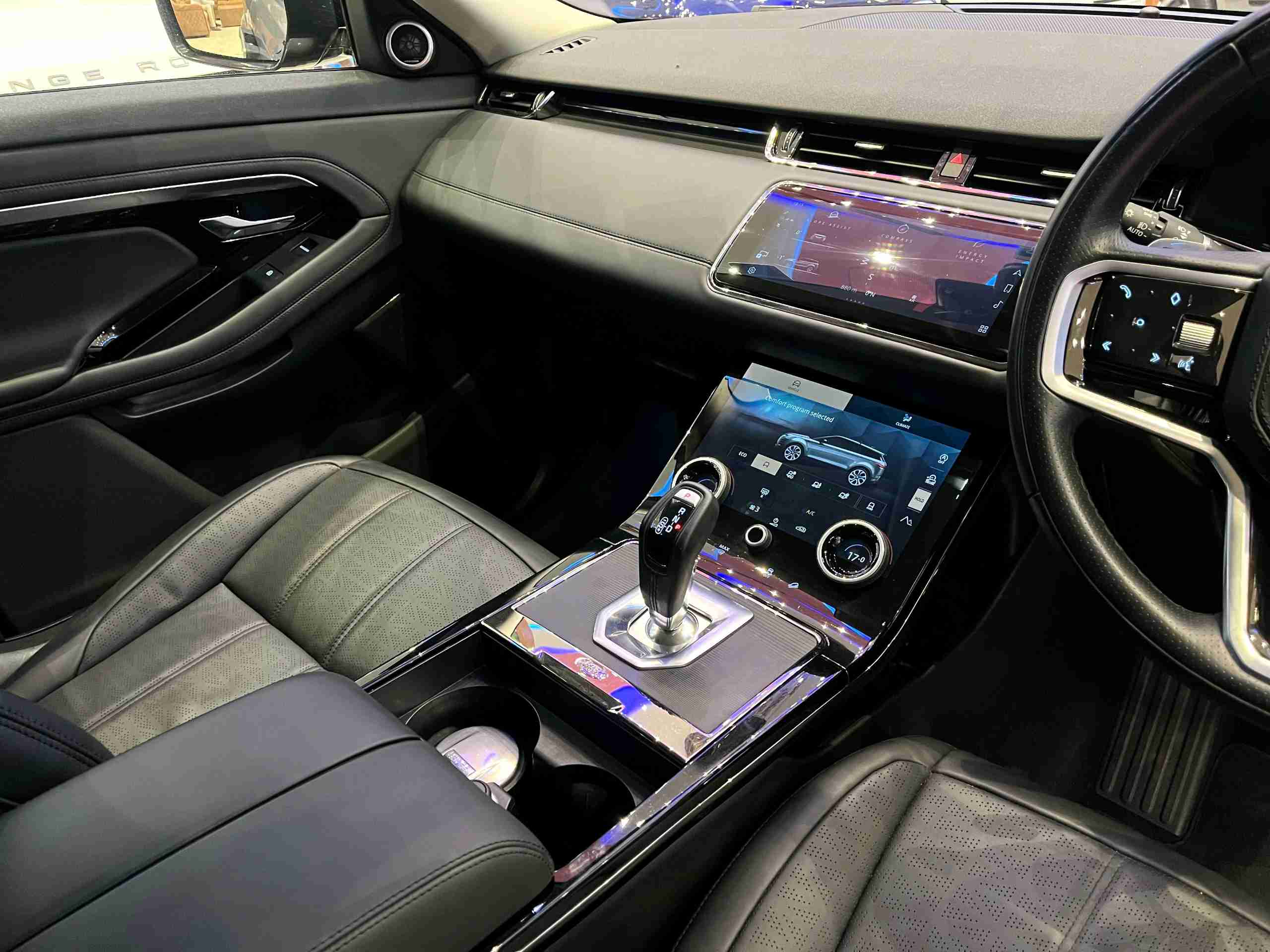 Land Rover Range Rover Evoque photo 10