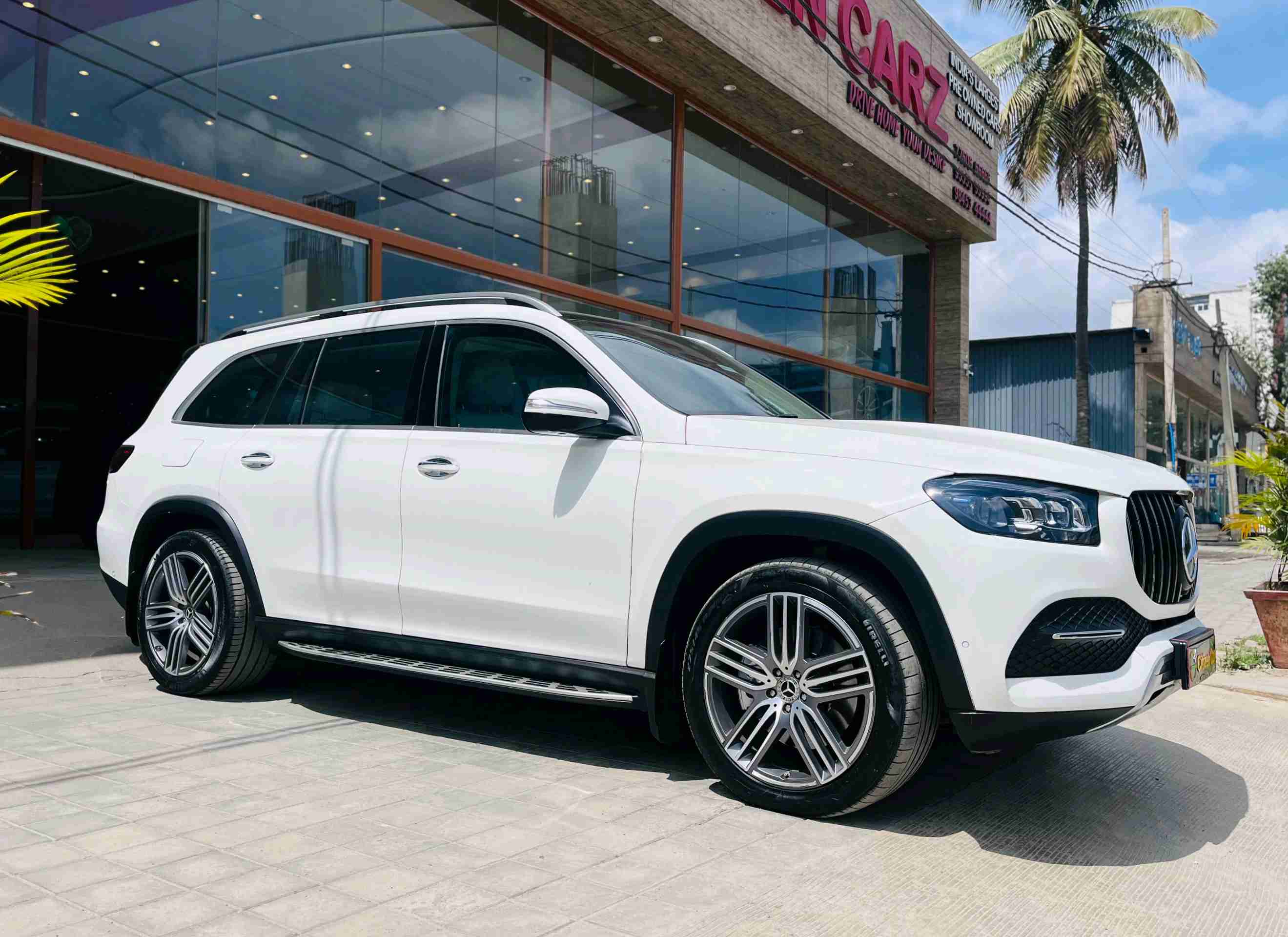 Mercedes Benz Gls photo 2