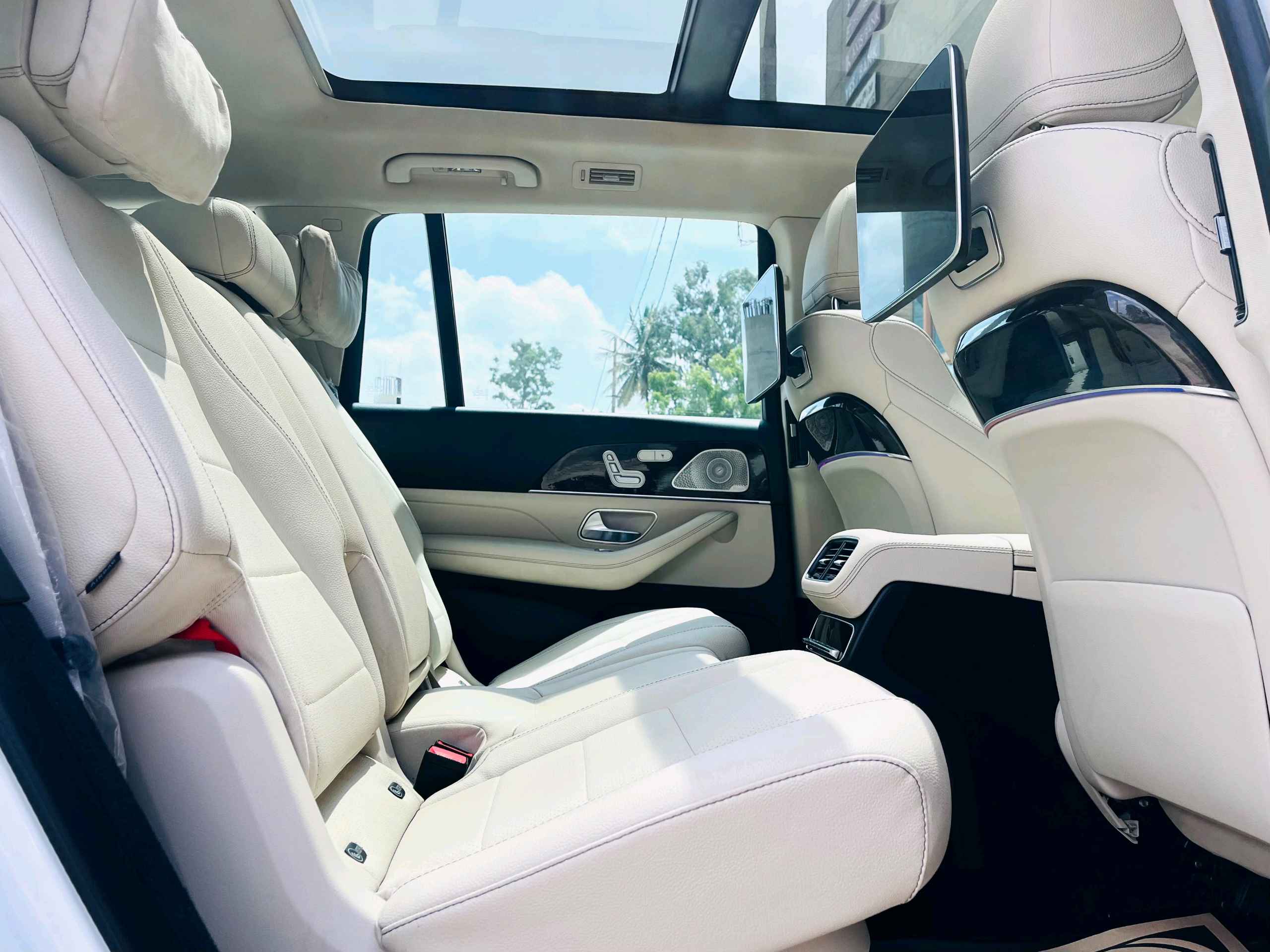 Mercedes Benz Gls photo 4