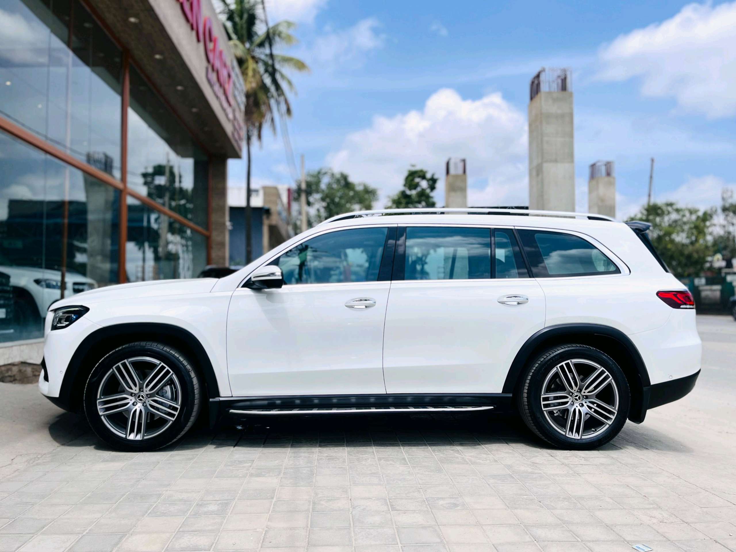 Mercedes Benz Gls photo 5