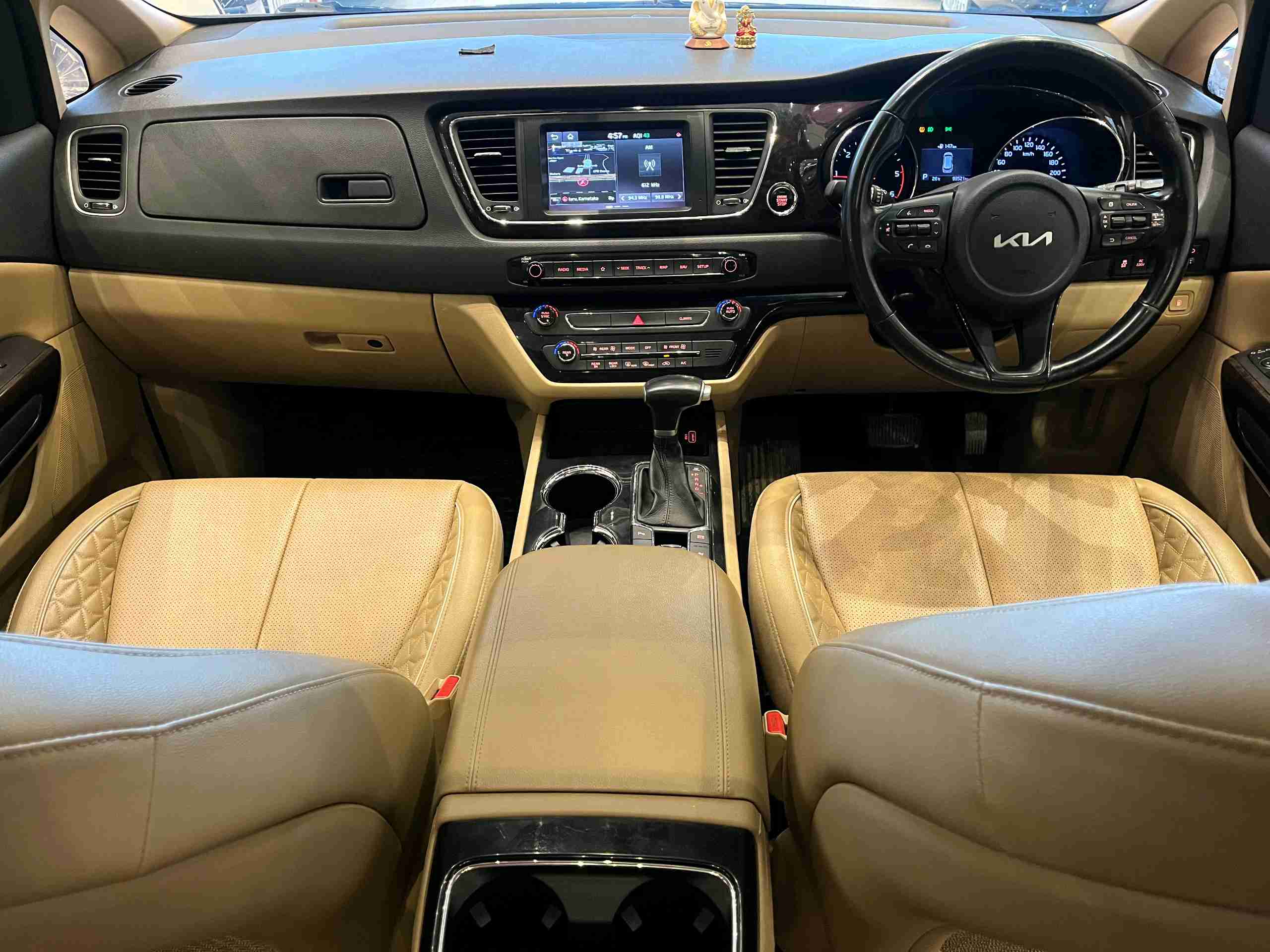 KIA Carnival photo 3