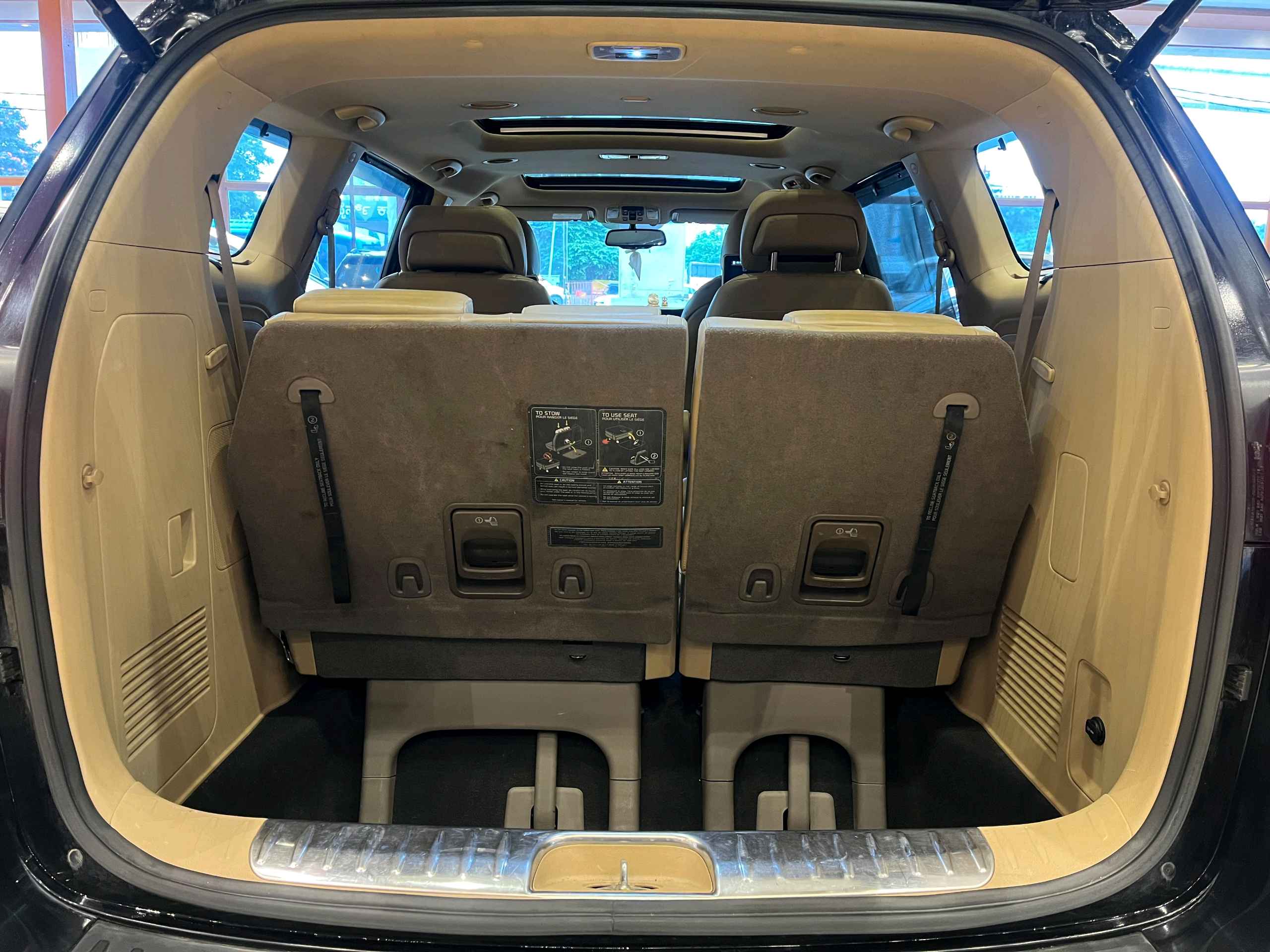 KIA Carnival photo 13