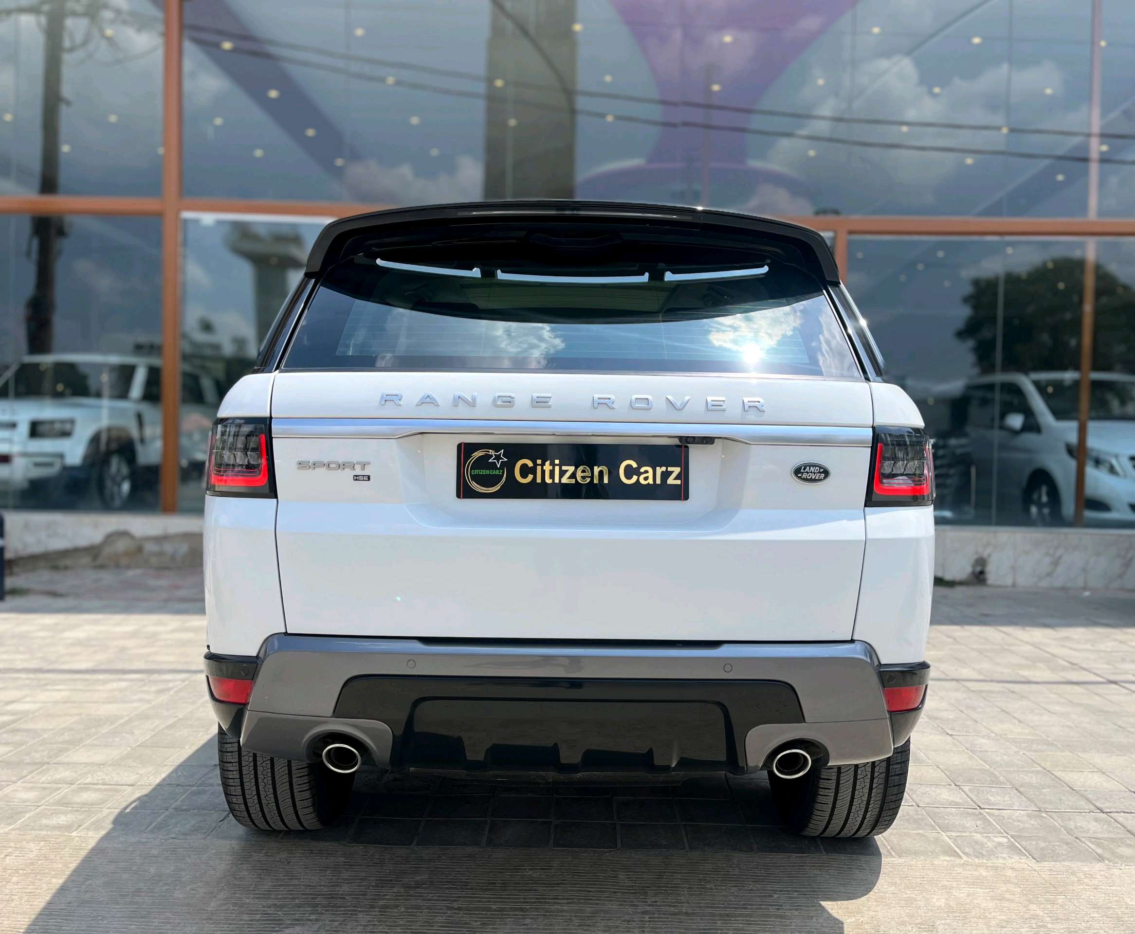 Land Rover Range Rover Sport photo 8