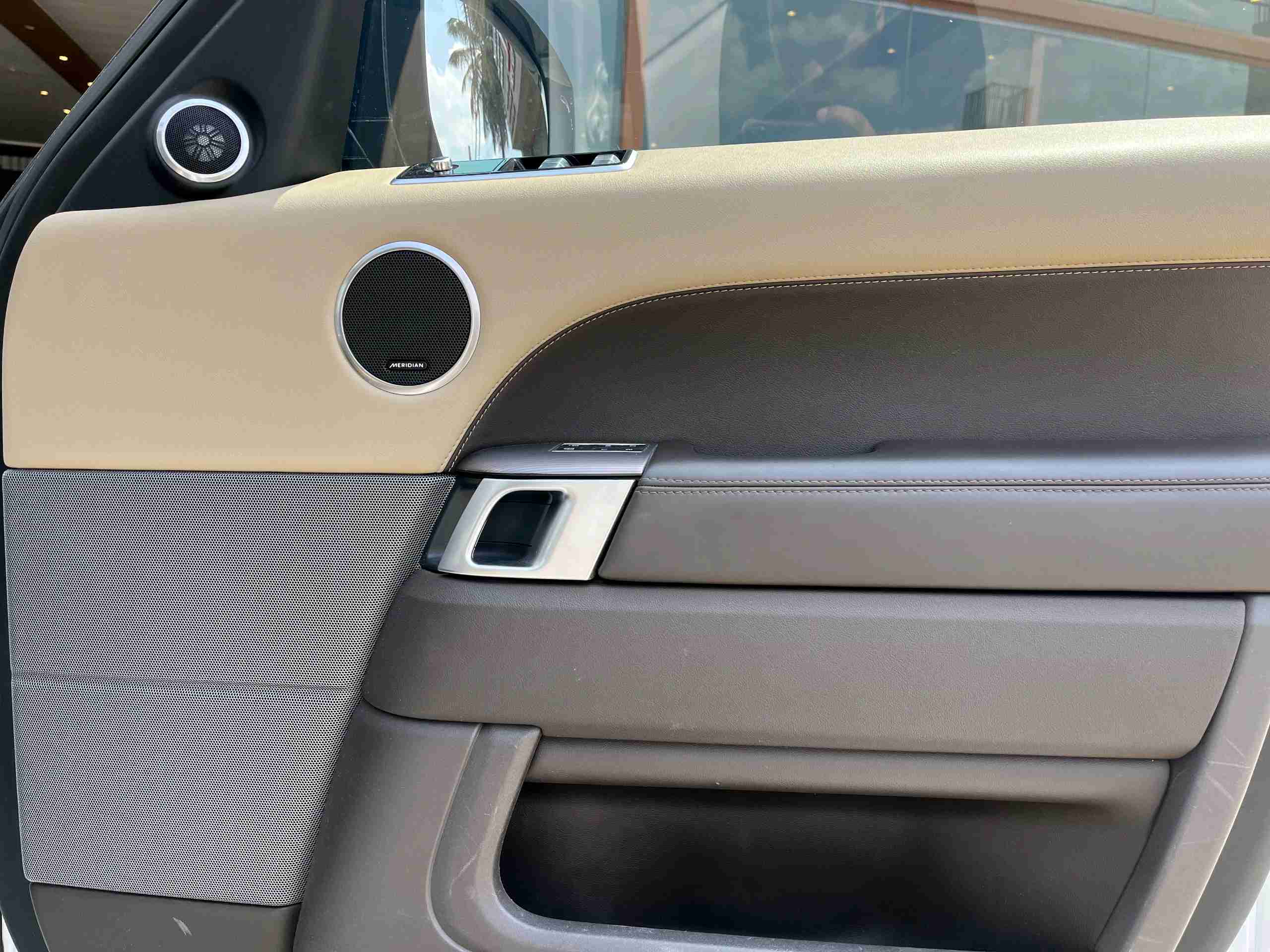 Land Rover Range Rover Sport photo 12