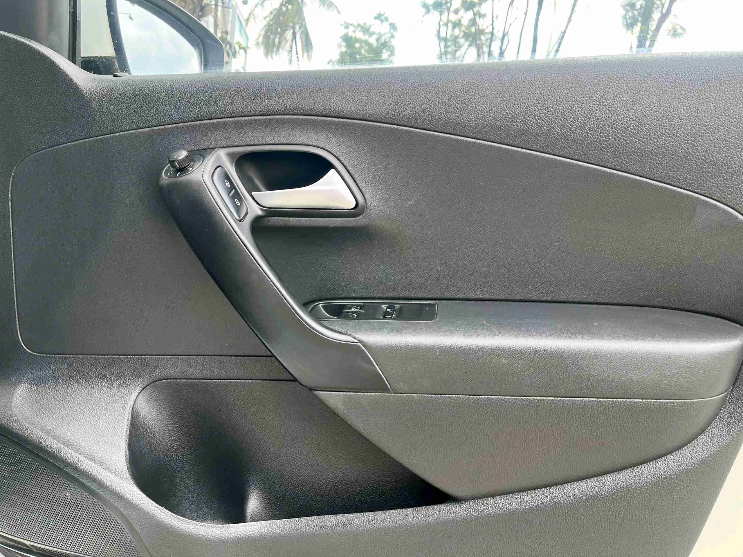 Volkswagen Polo photo 6