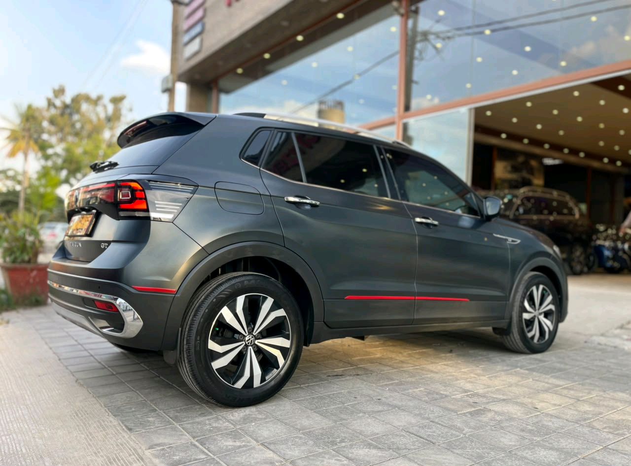 Volkswagen Taigun photo 2
