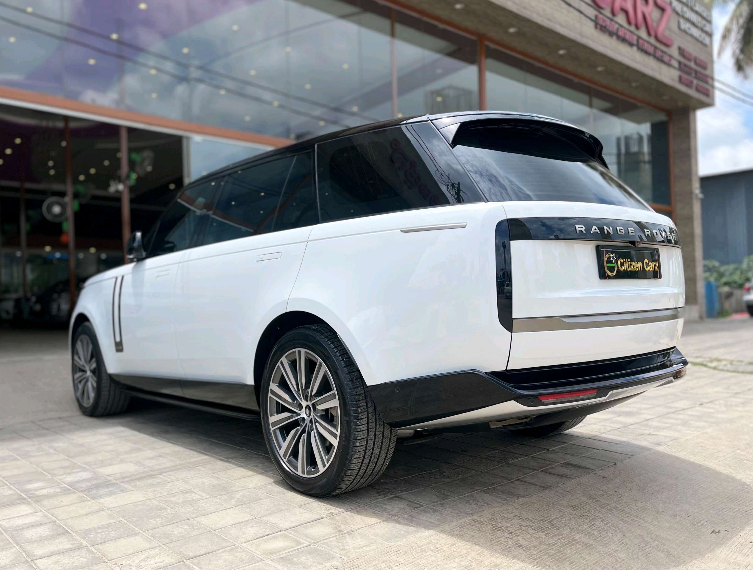 Land Rover Range Rover Lwb photo 12